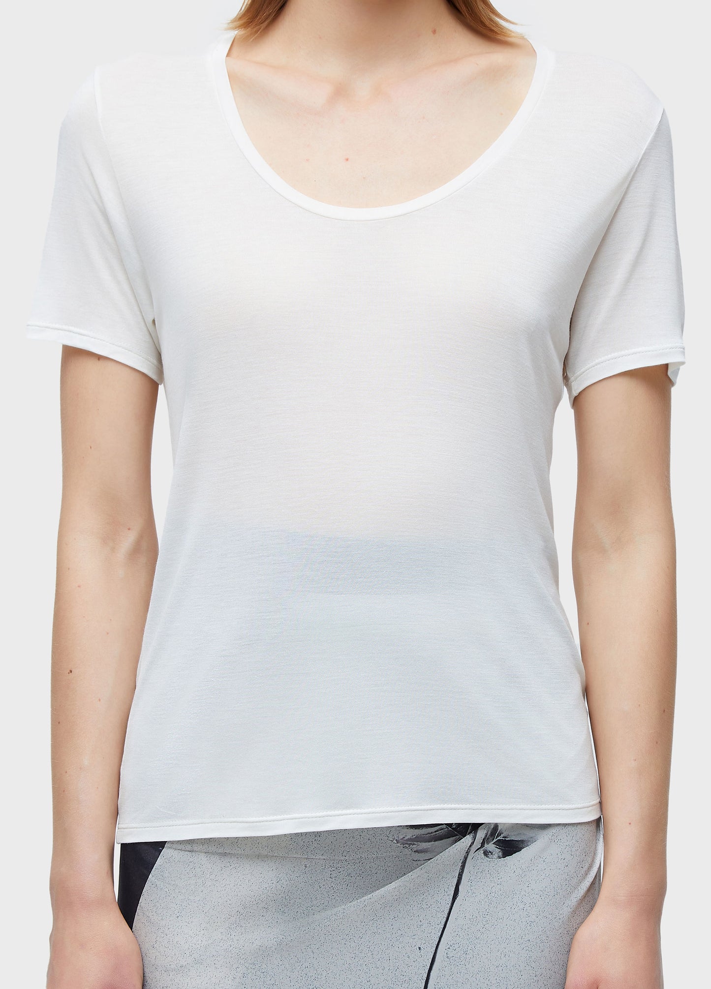 T-SHIRT DECOTE LIGHT