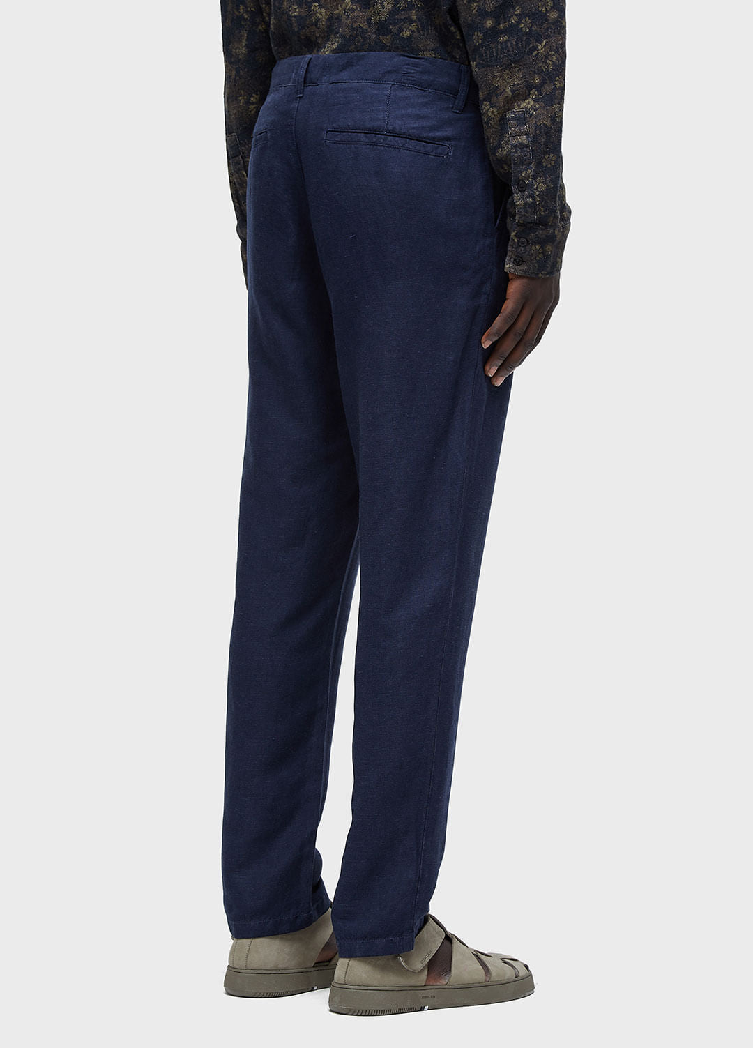 CALCA ALFAIATARIA FLUID LINEN