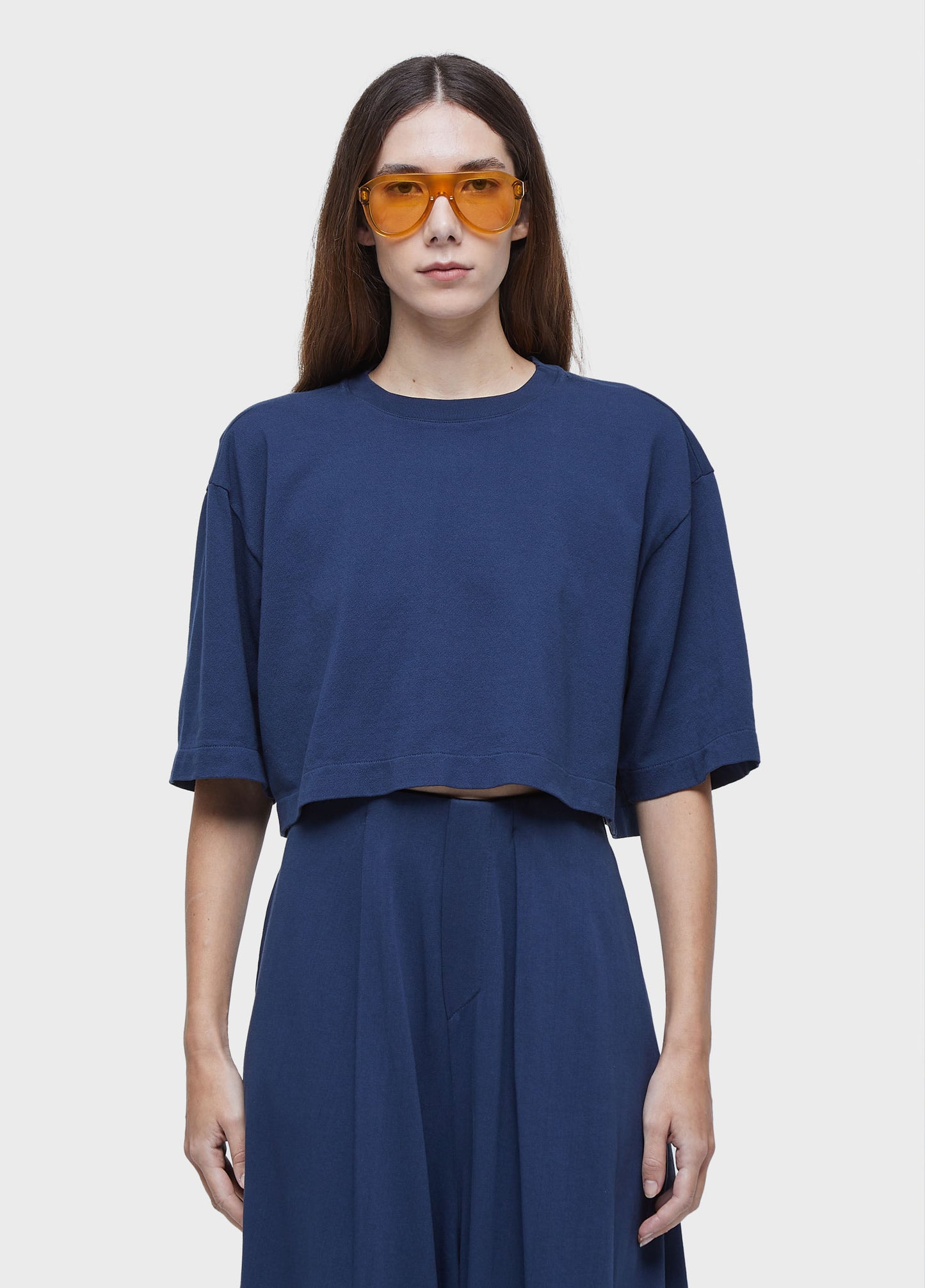 T-SHIRT OVER NAVY