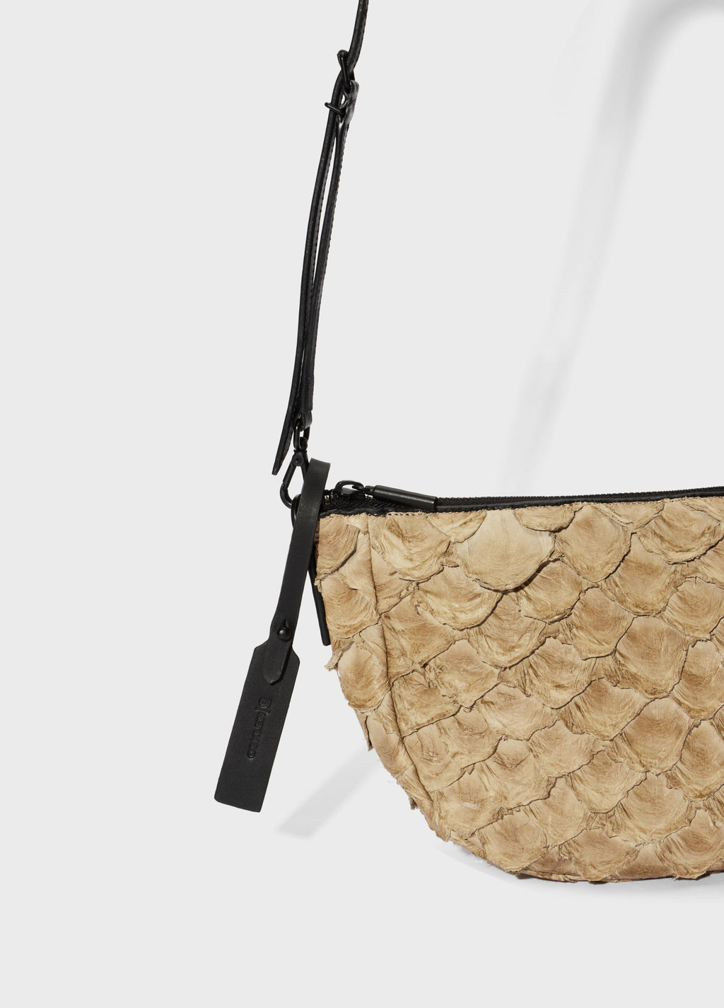 ANDIROBA PIRARUCU MINI BAG