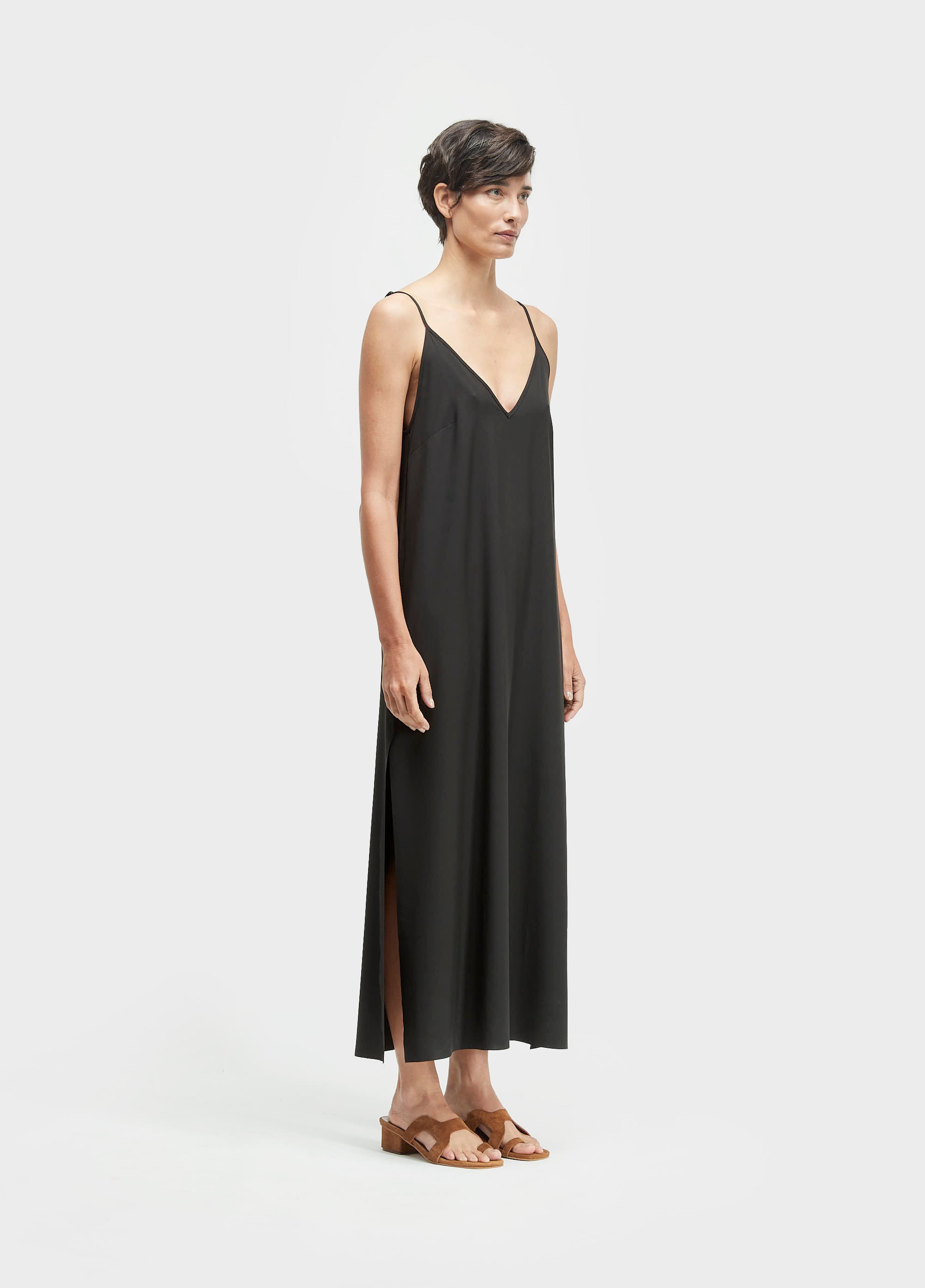 VESTIDO MIDI ALÇAS SUPERLIGHT