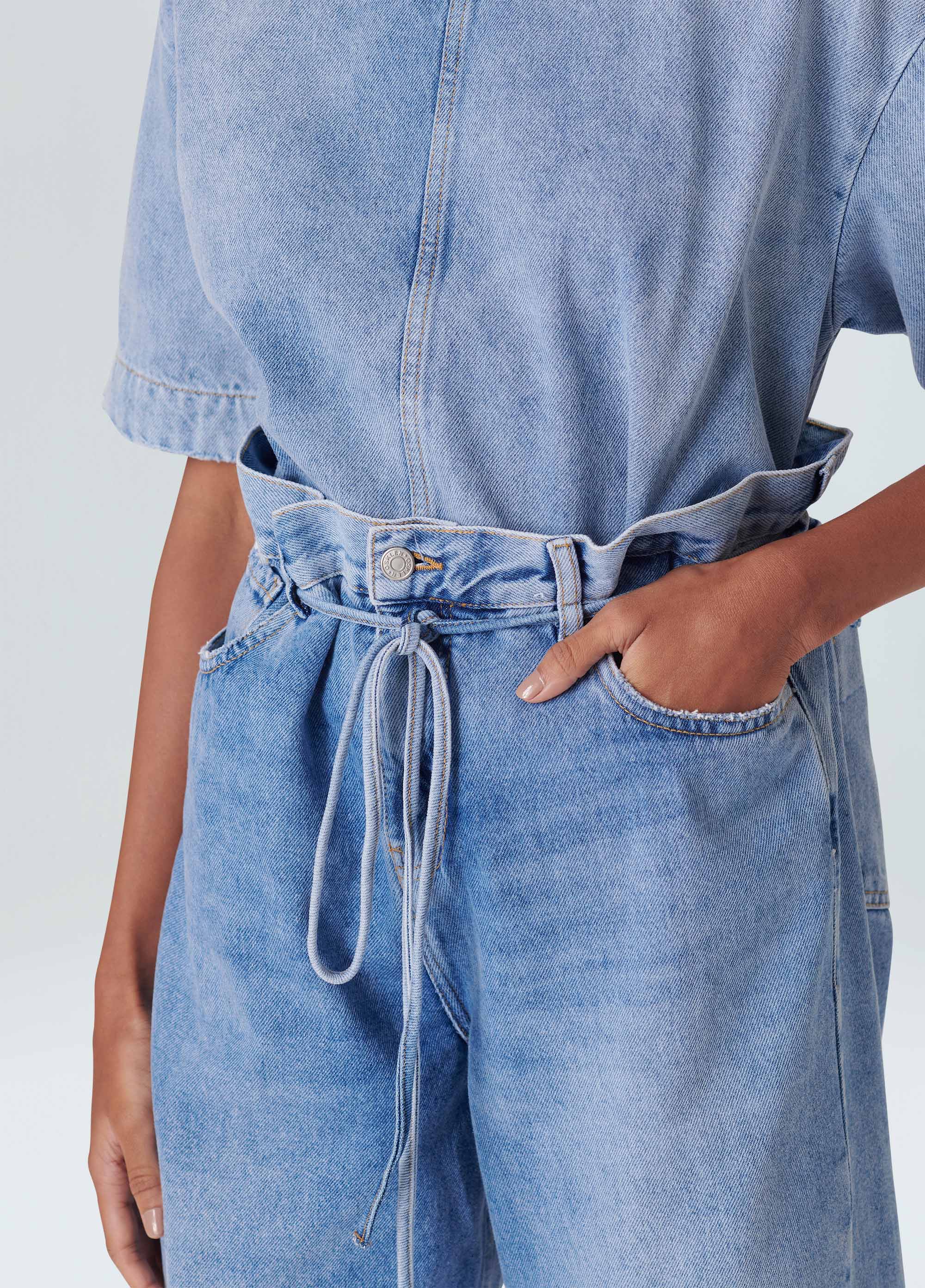 CALÇA OVERSIZED JEANS