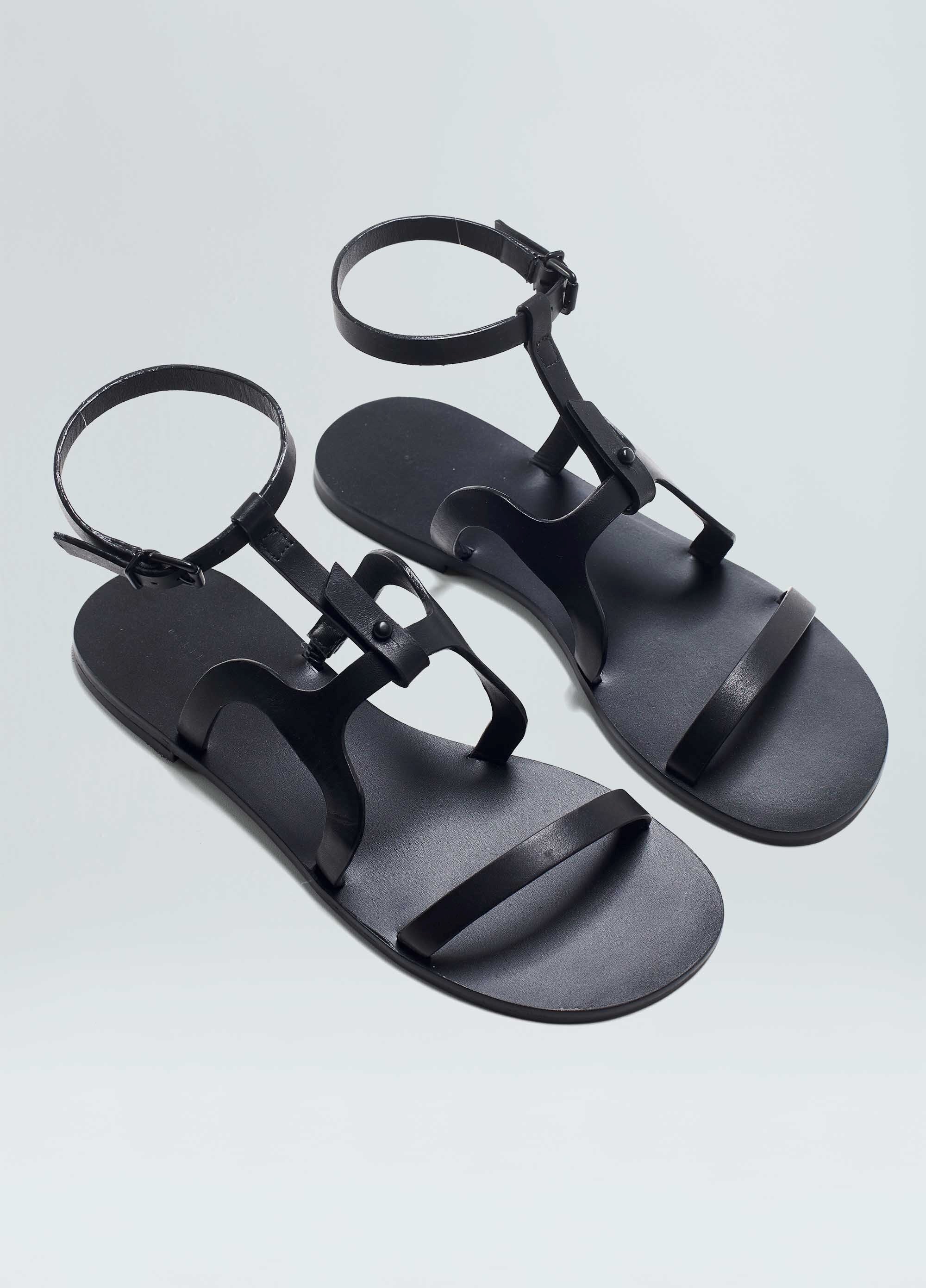 SANDÁLIA CALÇADÃO STRAPS