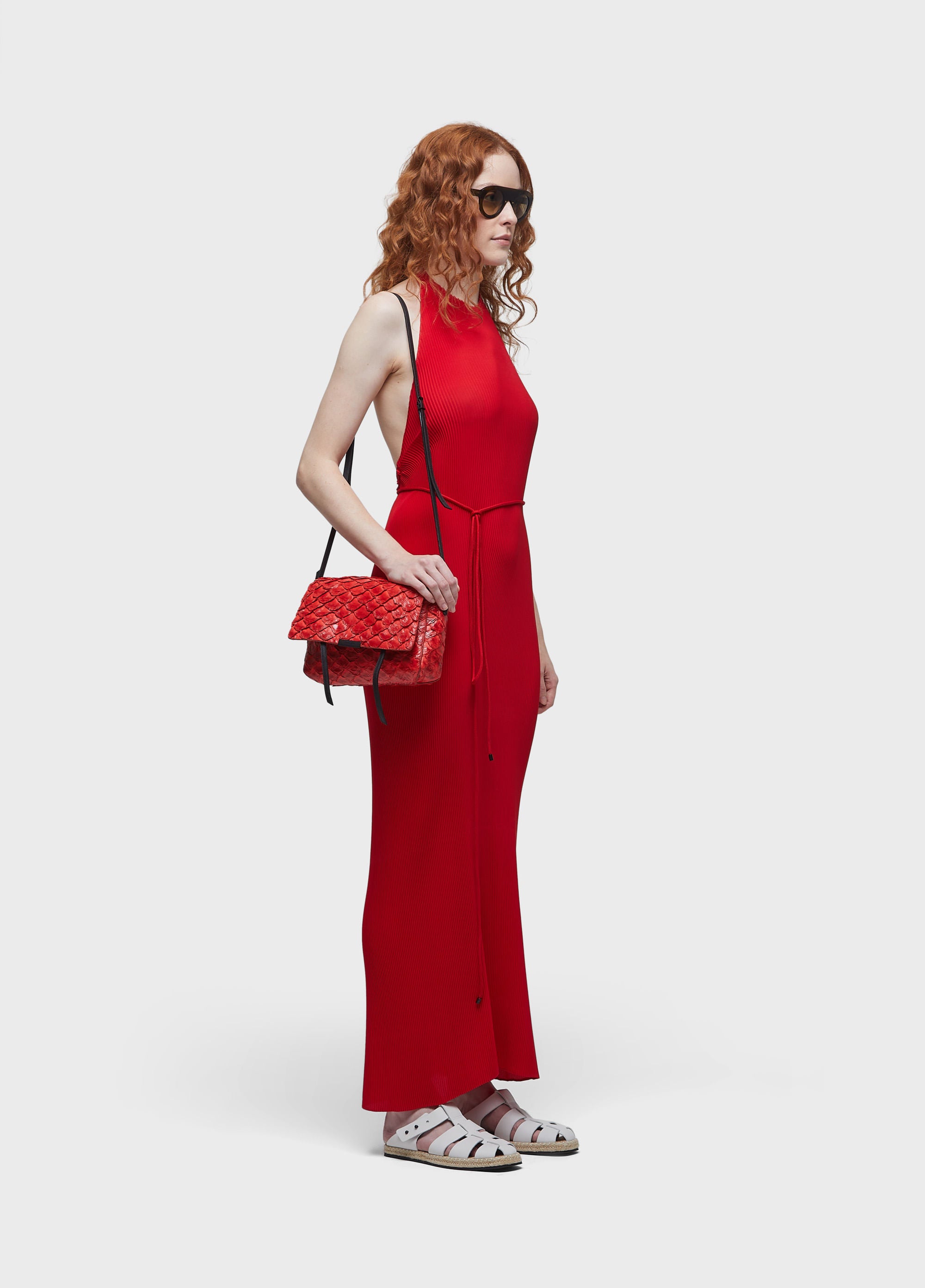 VESTIDO FRENTE UNICA PLISSADO