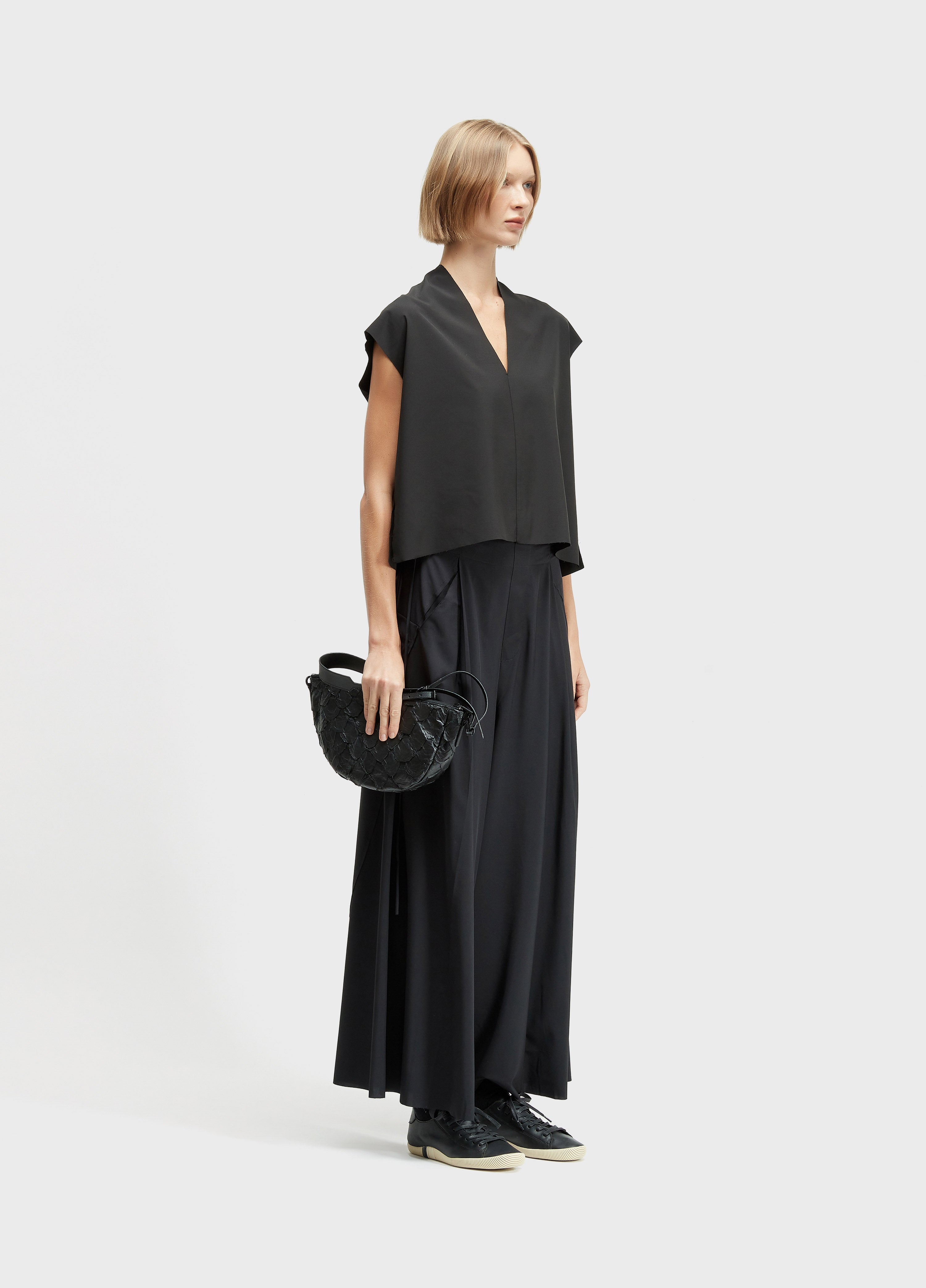 BLUSA SLEEVELESS V SUPERLIGHT