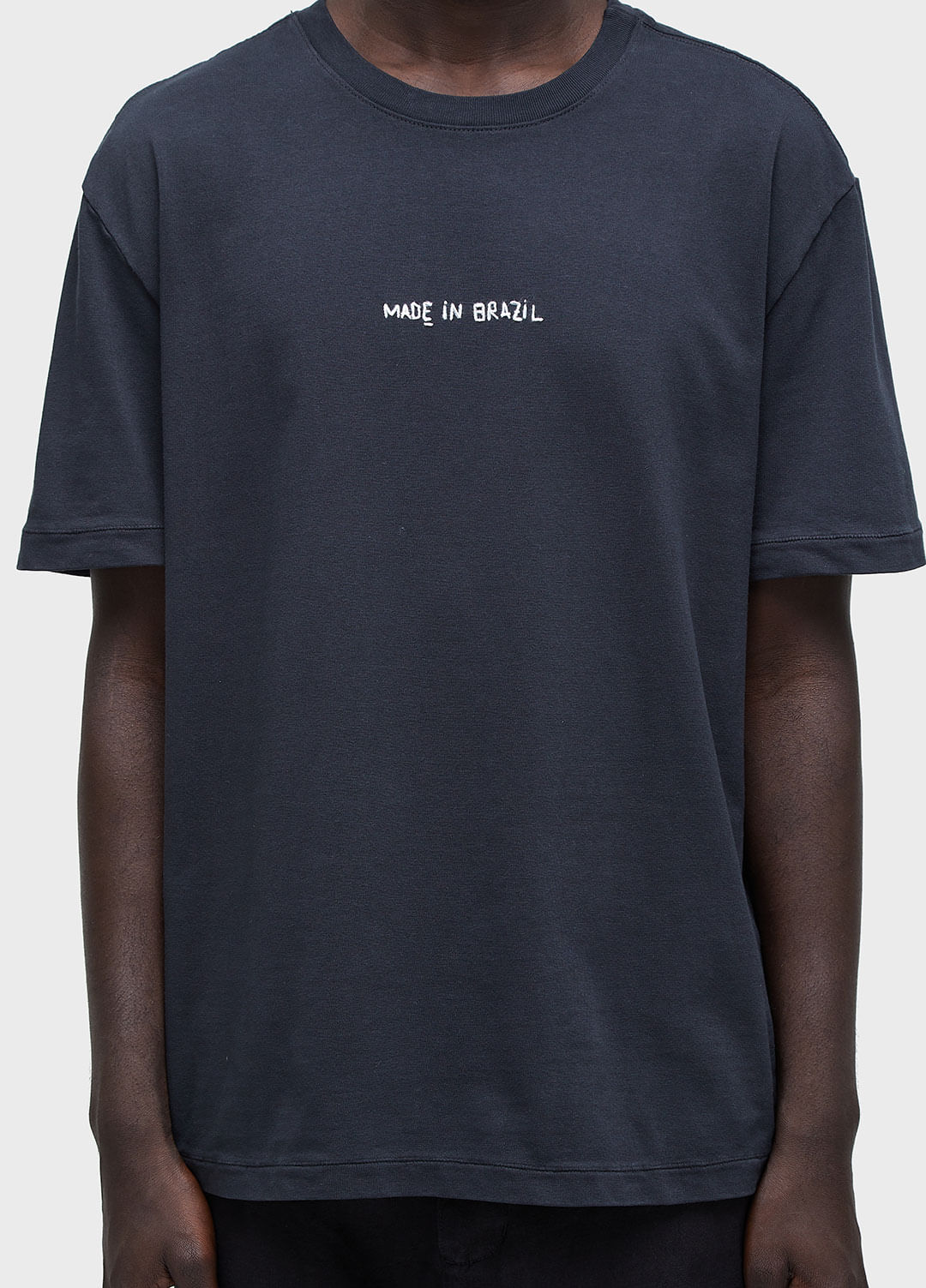 T-SHIRT MADE IN BRAZIL BORDADO MC PRETO