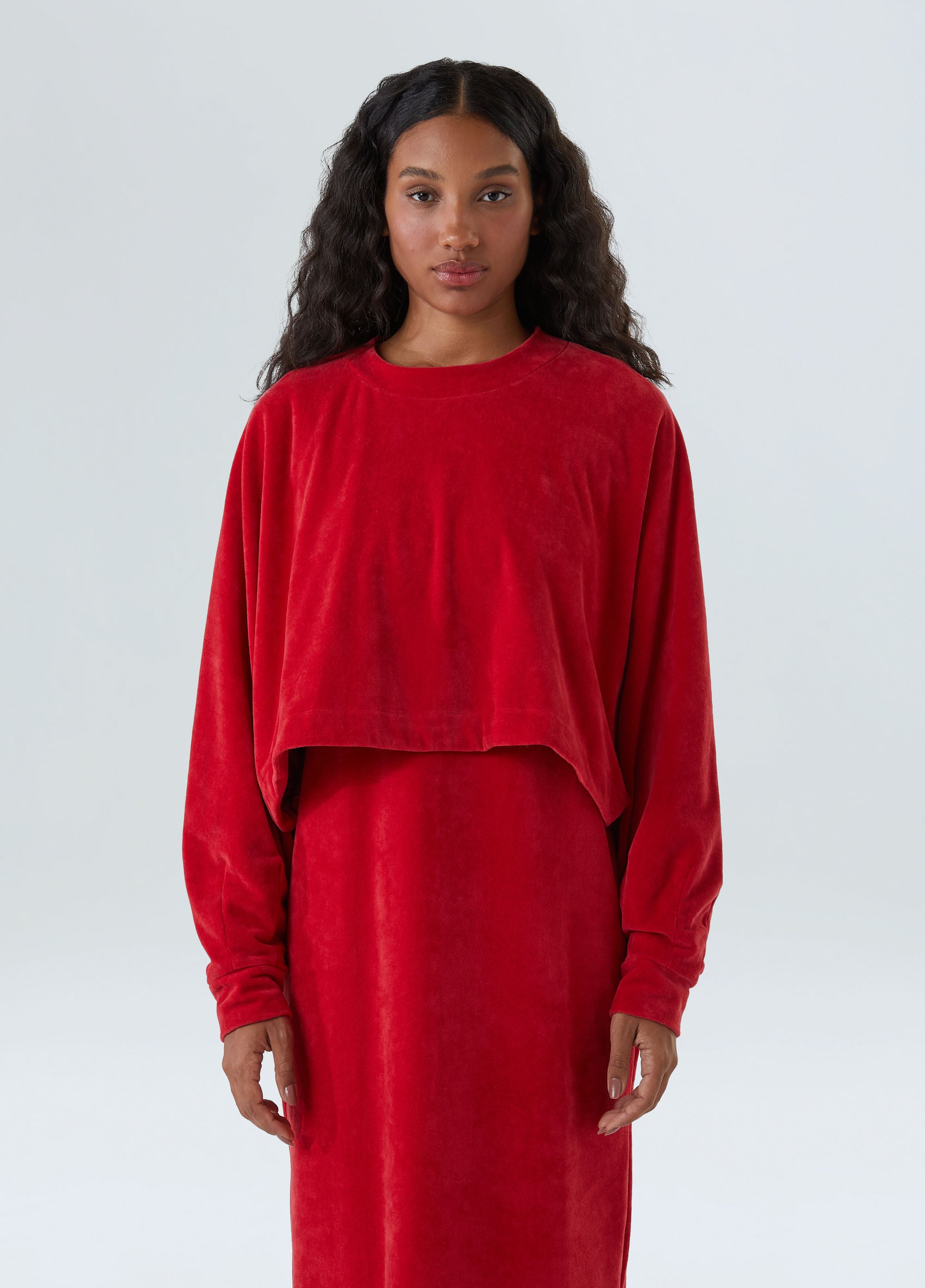 CASACO CROPPED PLUSH CARMIM