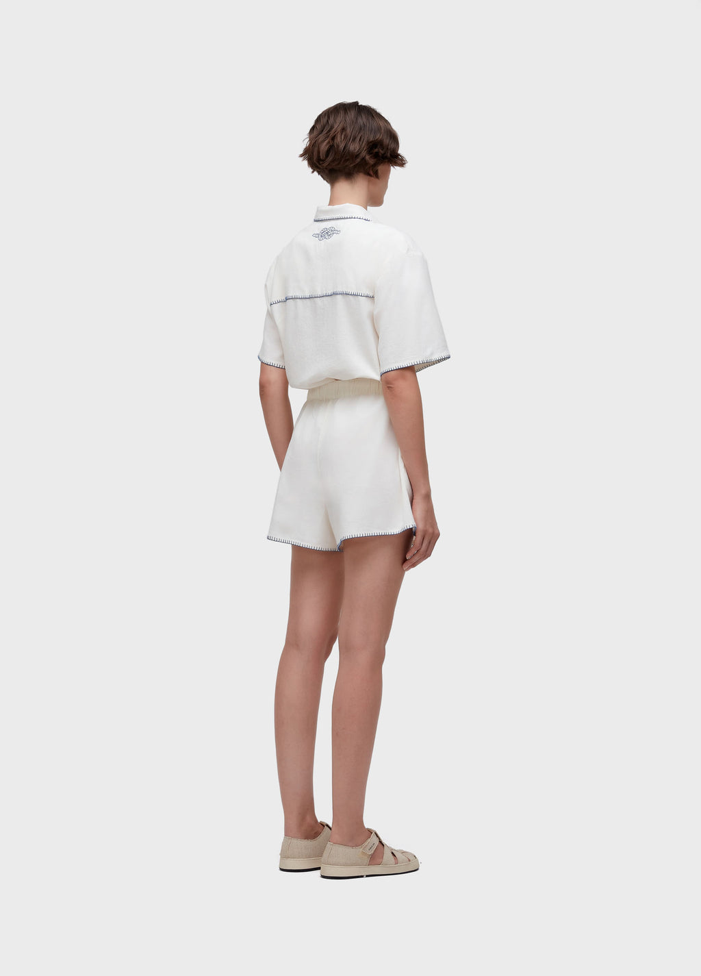 SHORT BORDADO KNOT