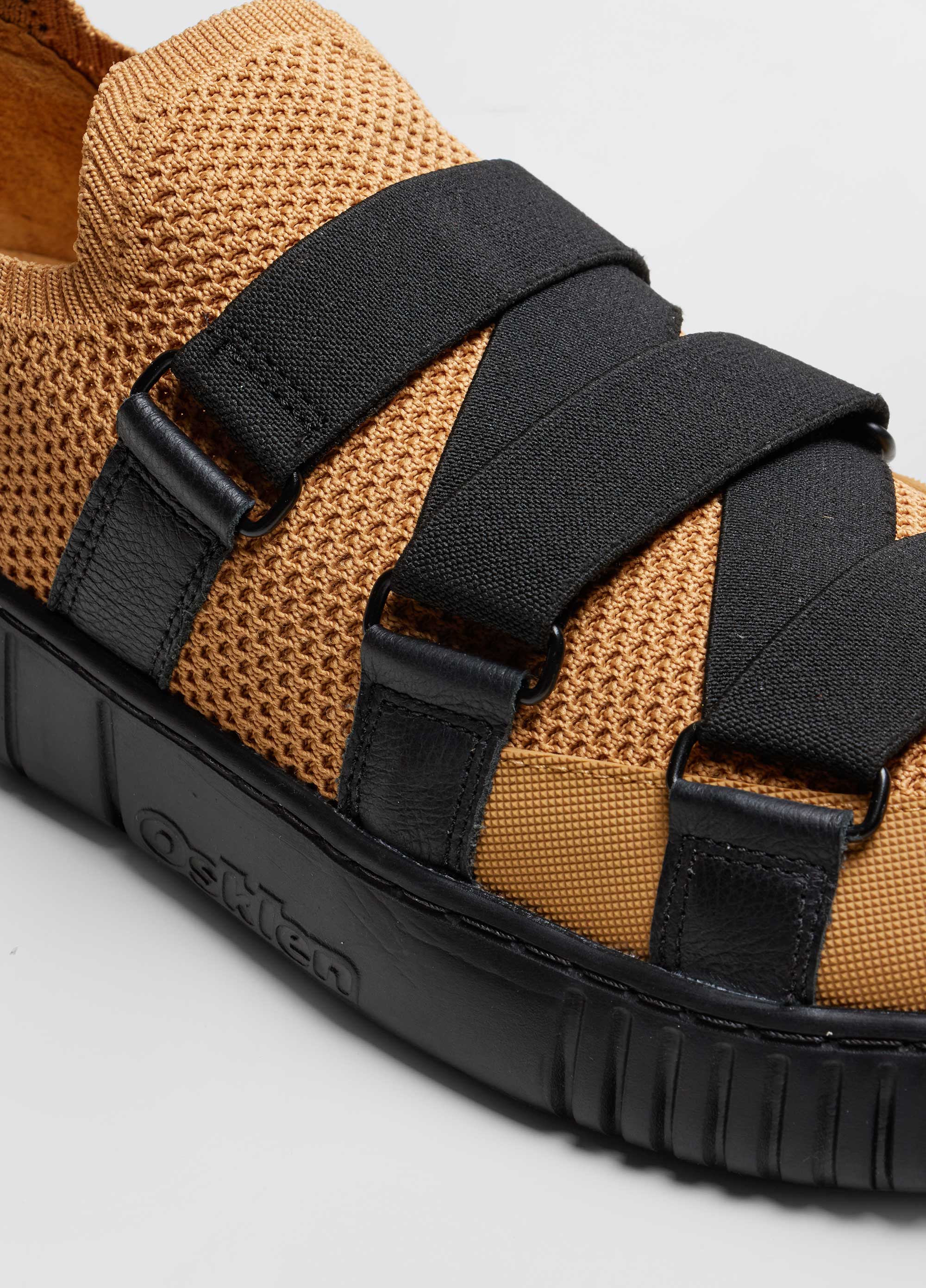 TENIS ARPX KNIT MASC CAQUI