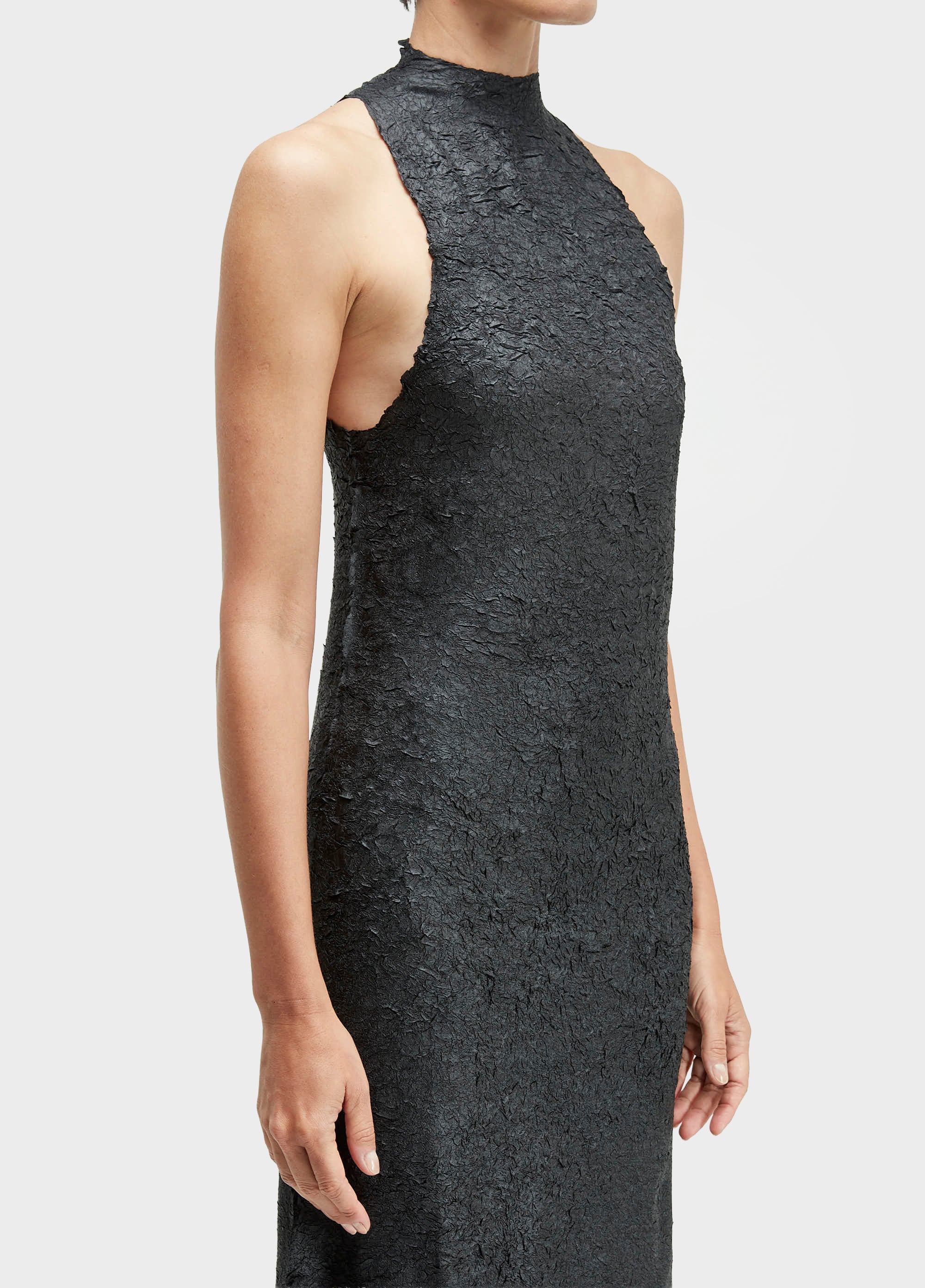 VESTIDO RAGLAN PLISSADO CRUNCH PRETO