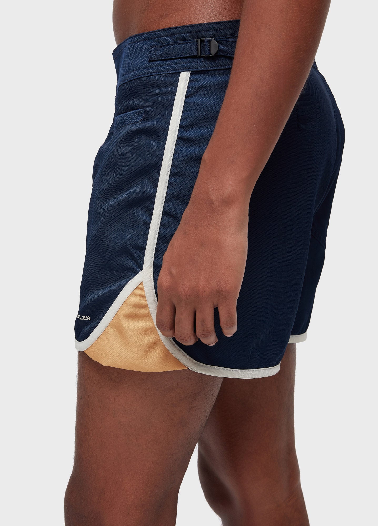 SHORT SURF SEVENTY TEXTURE