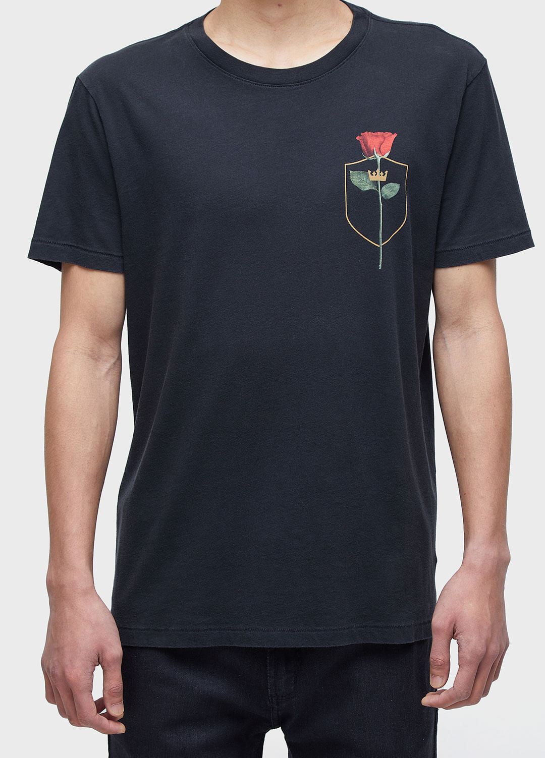 T-SHIRT SOFT USED BRASÃO ROSA MC