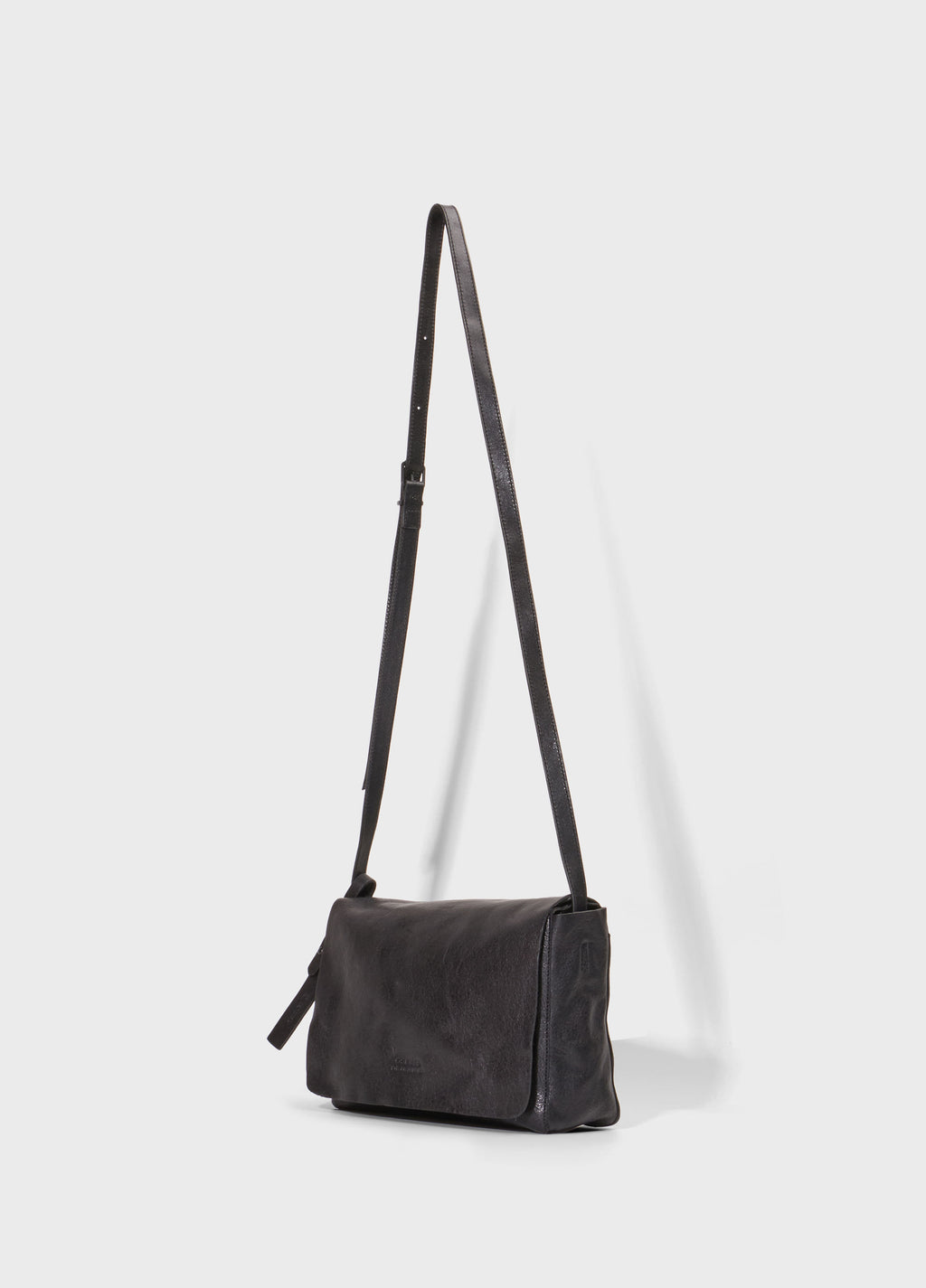SMALL LEATHER CROSSBODY E-BASICS BAG PRETO