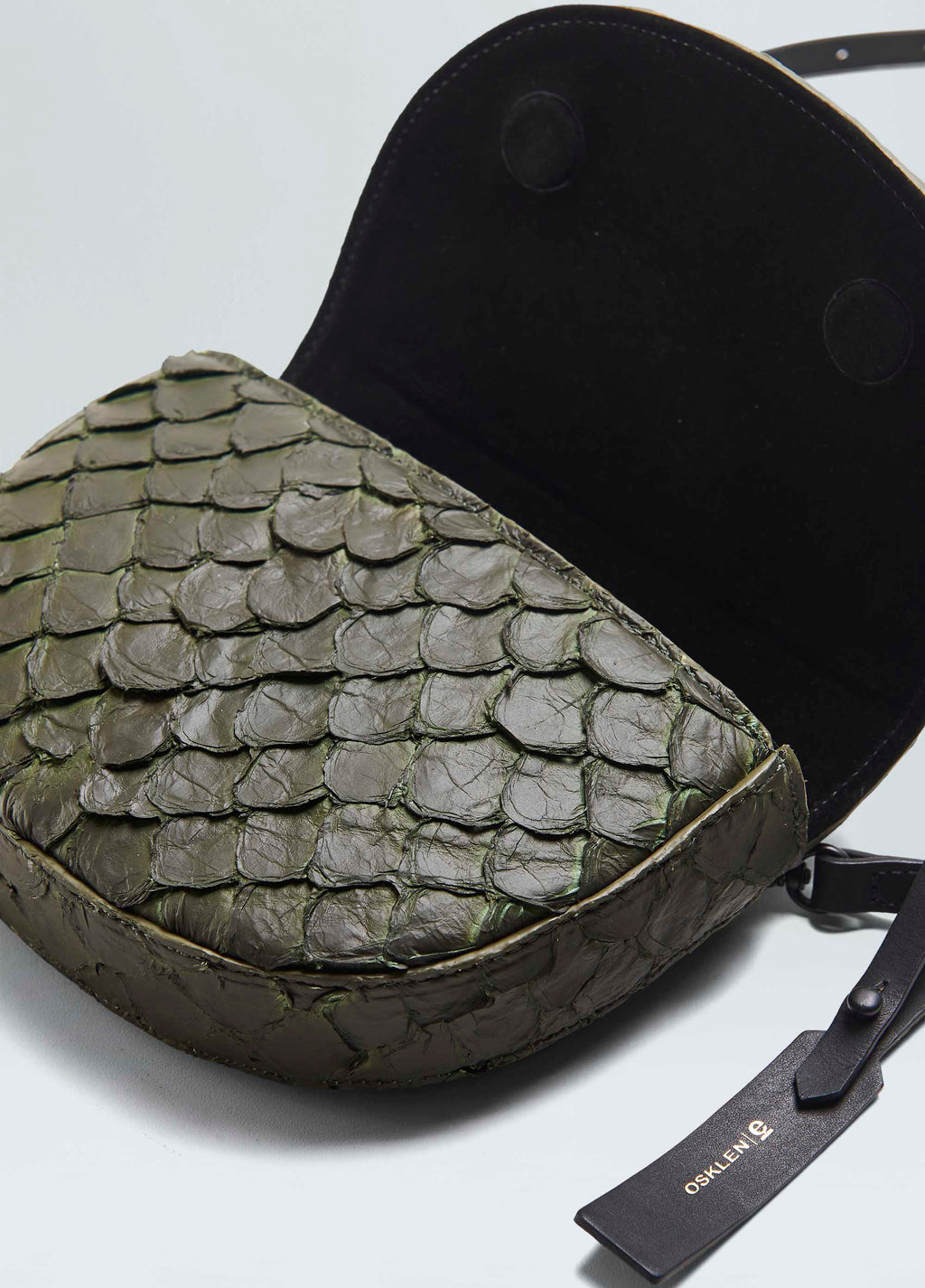 BOLSA POCHETE PIRARUCU MOON
