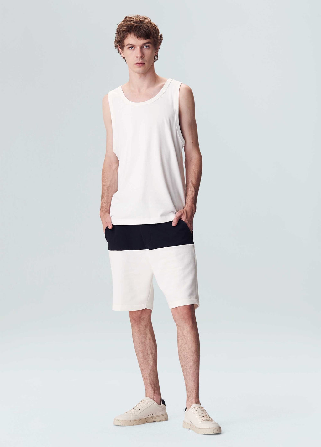 BERMUDA CASUAL MASC BICOLOR PRETO/OFF-WHITE