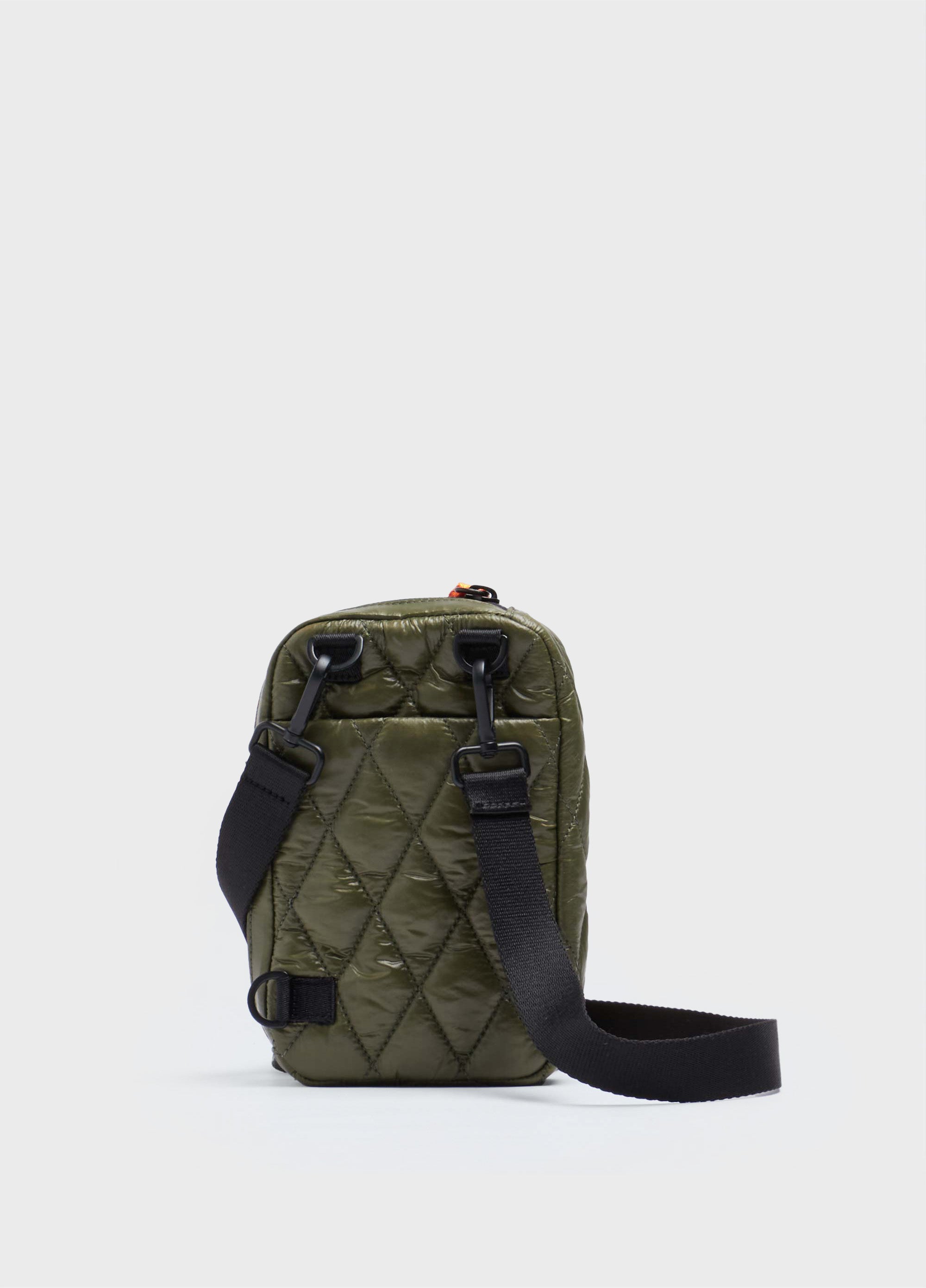 BOLSA PORTA CELULAR MATELASSÊ