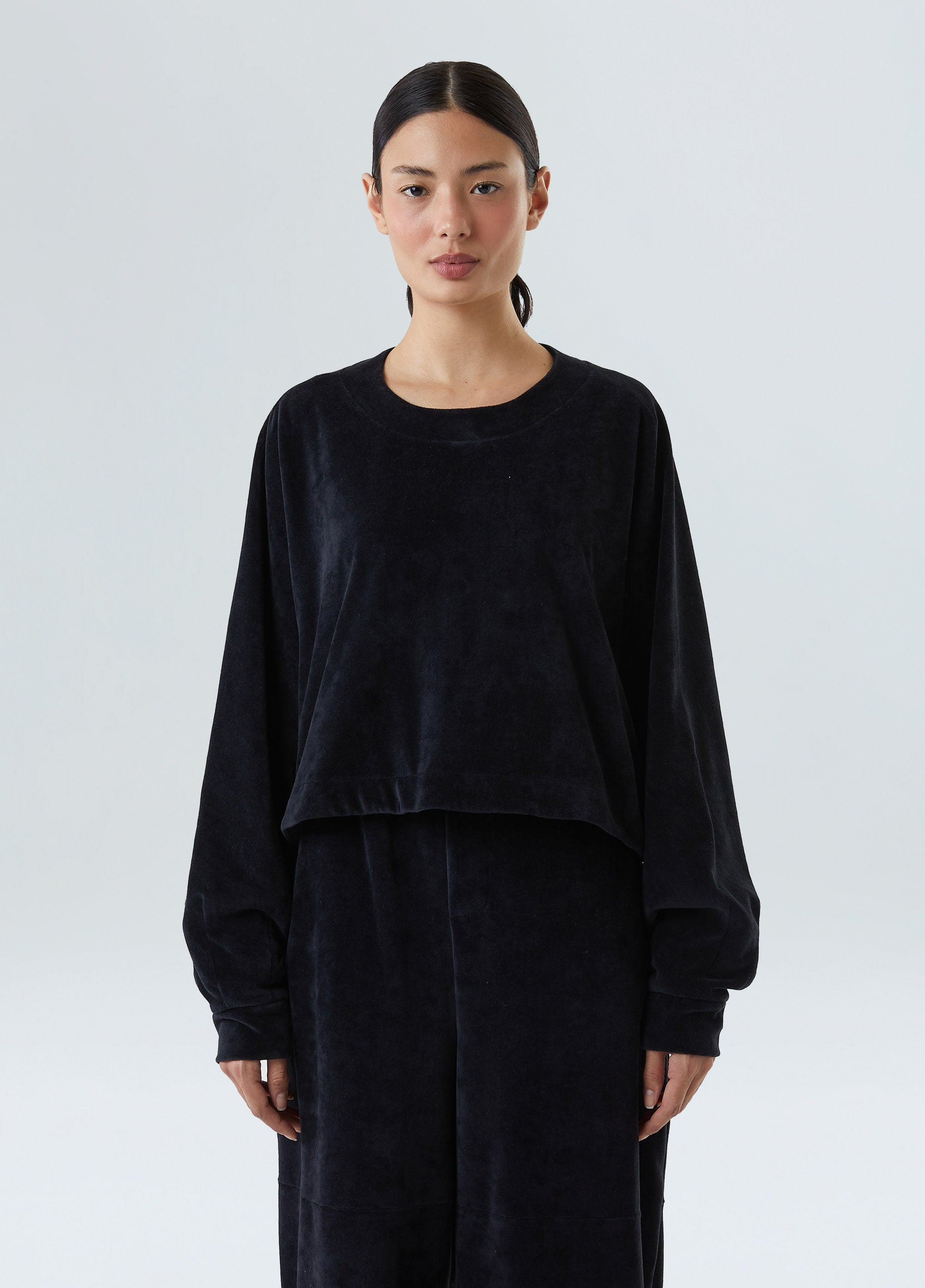 CASACO CROPPED PLUSH PRETO