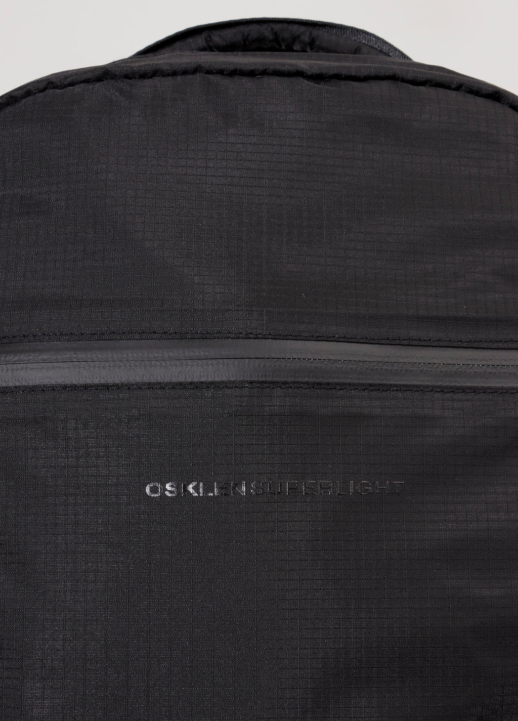 MOCHILA NYLON SUPER LIGHT