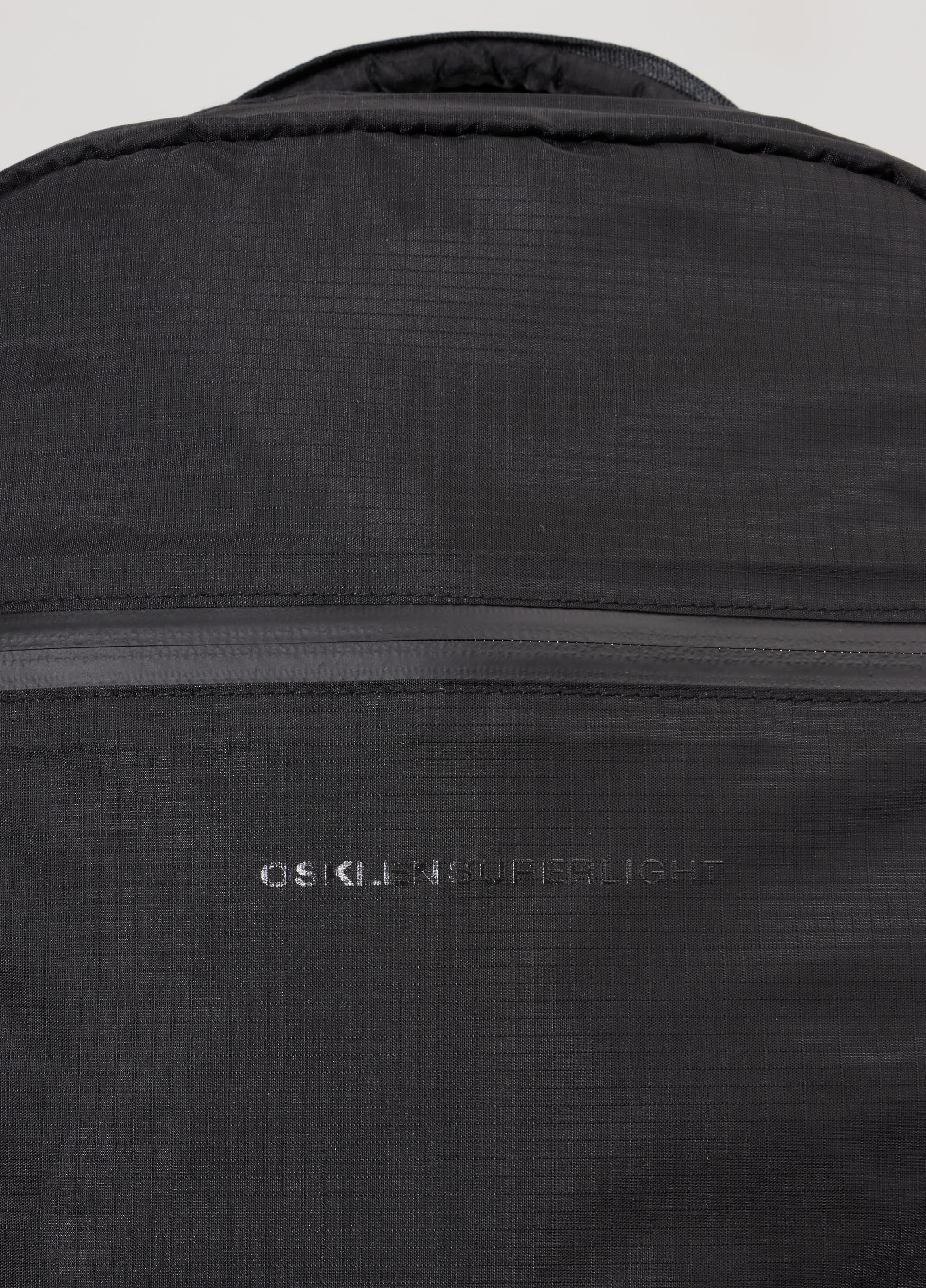 MOCHILA NYLON SUPER LIGHT