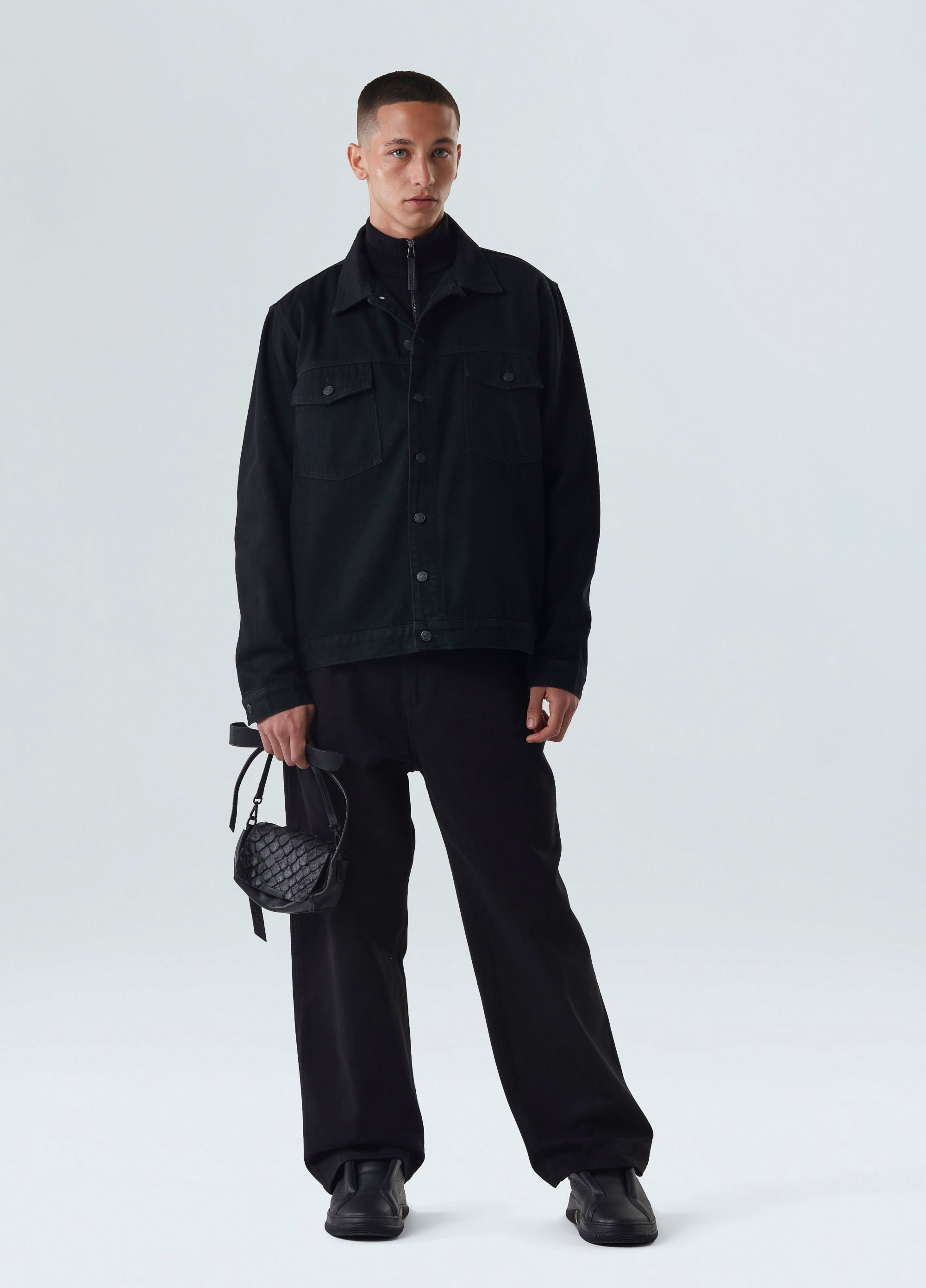 JAQUETA CLASSIC DENIM PRETO