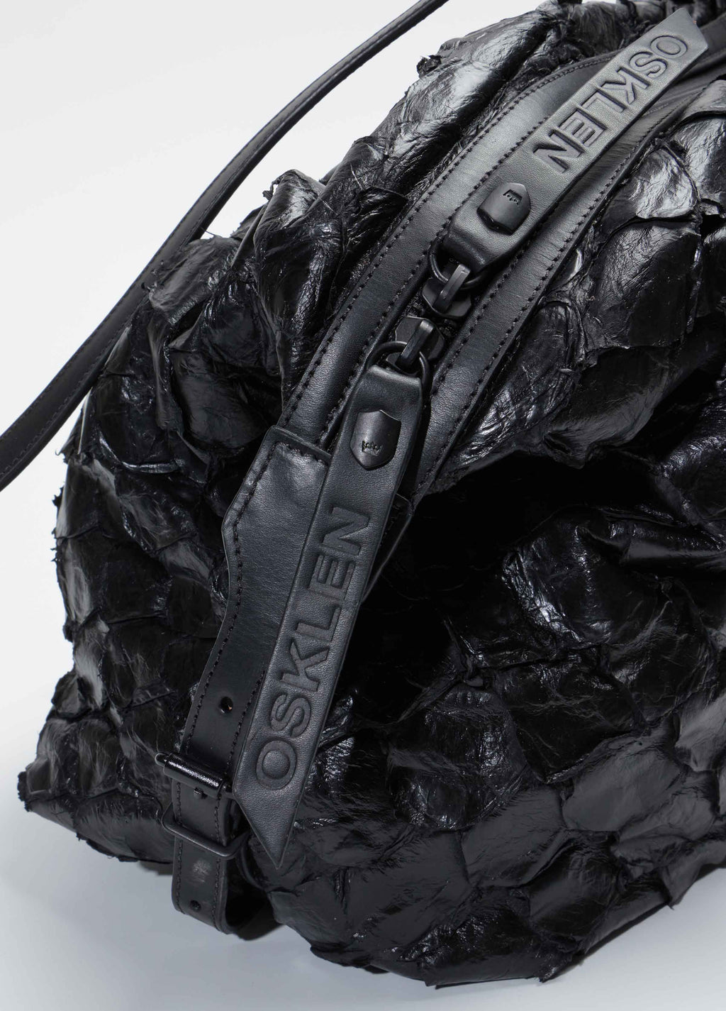 PIRARUCU SHOULDER BAG PRETO/PRETO