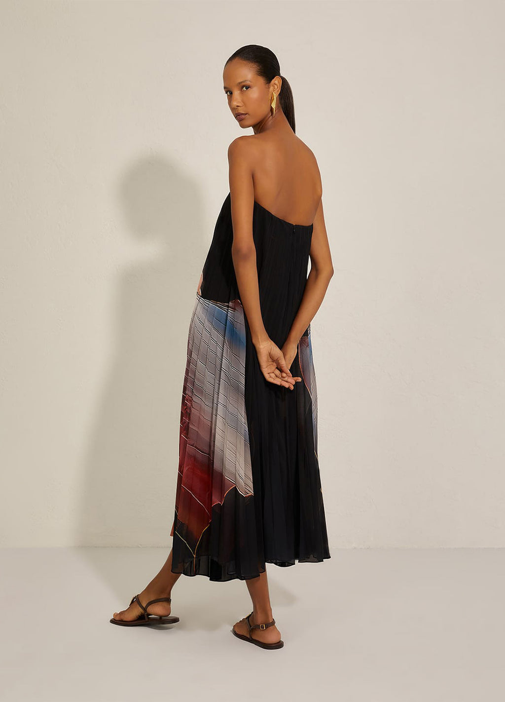 VESTIDO PLISSADO SEM ALÇAS