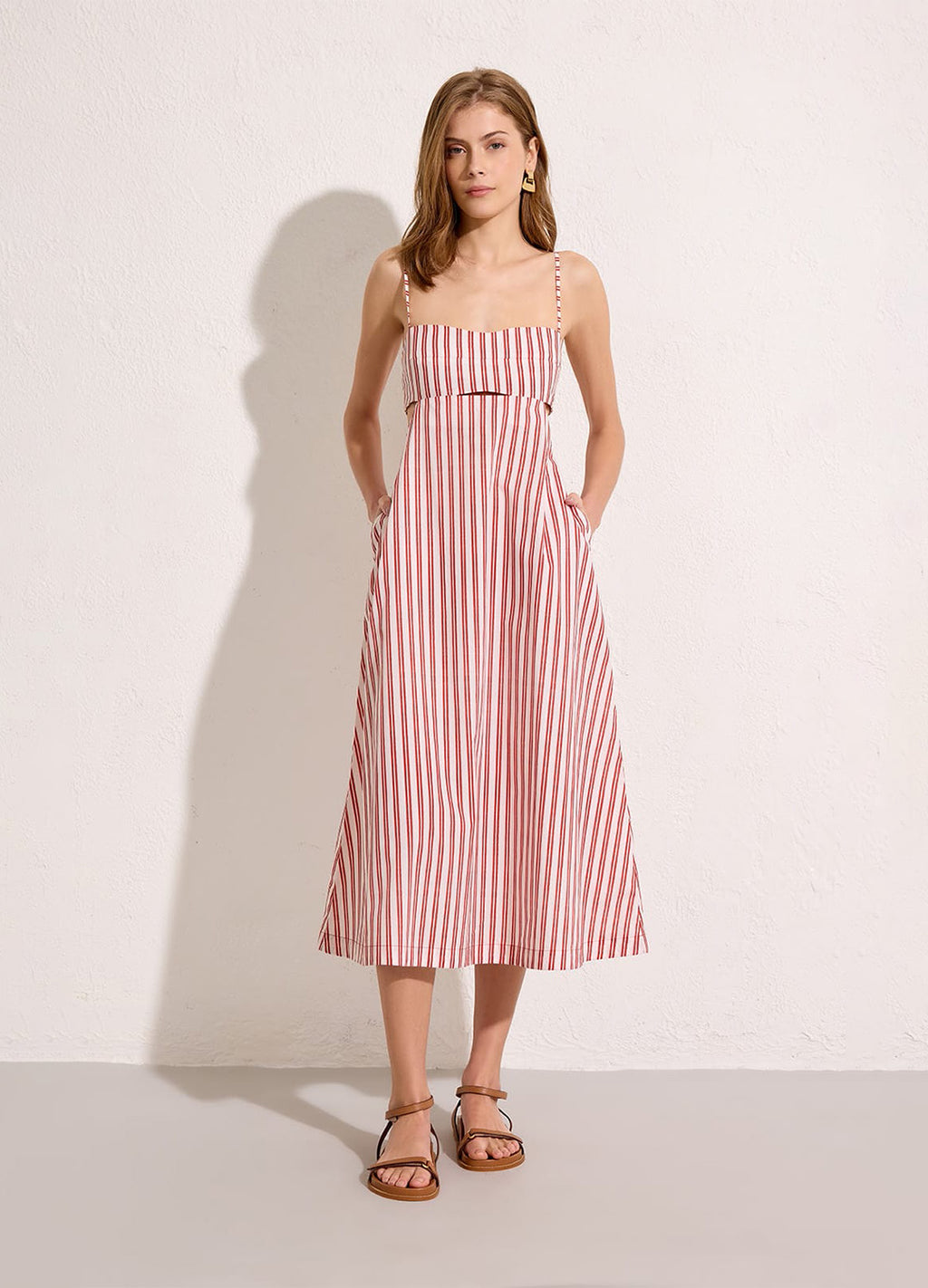 VESTIDO DETALHE VAZADO