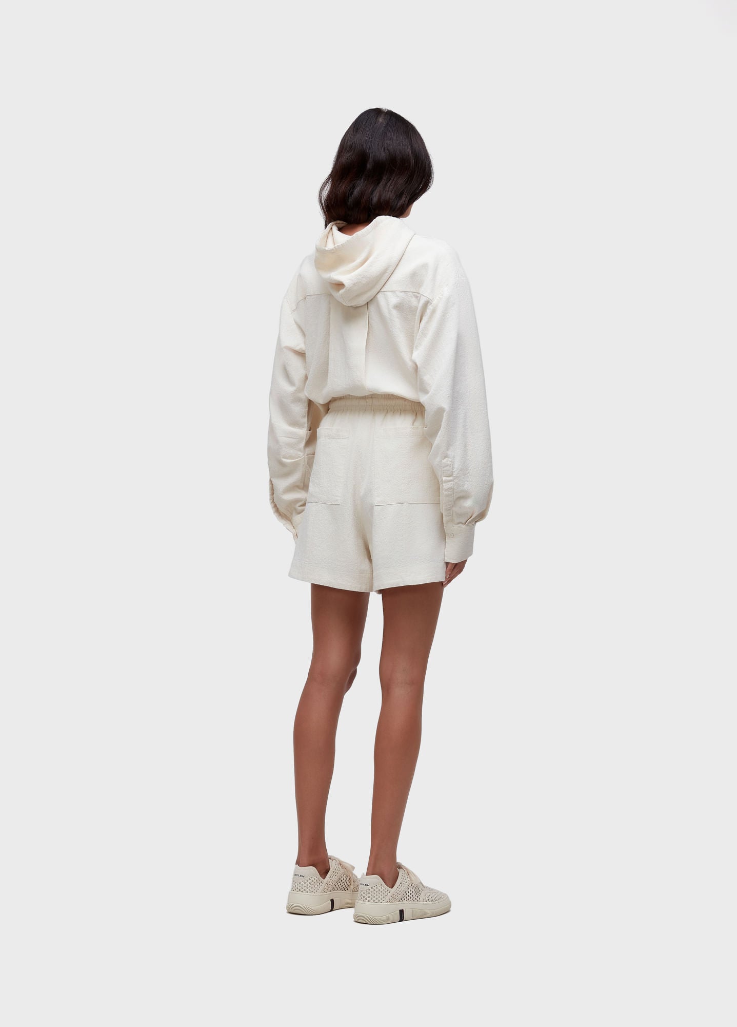 SHORT BORDADO CONCHA OFF-WHITE