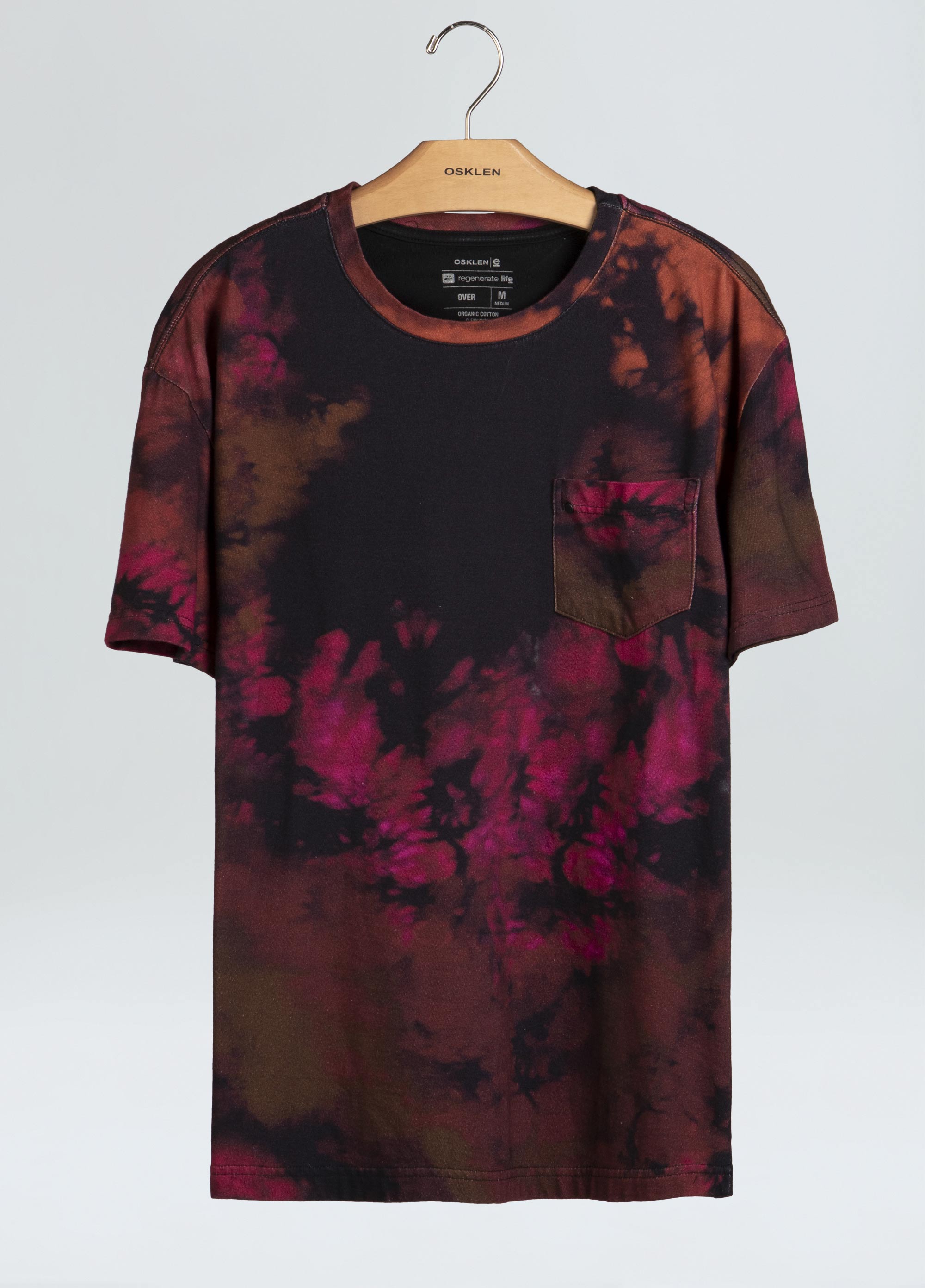 T-SHIRT OVER TIE COLOR