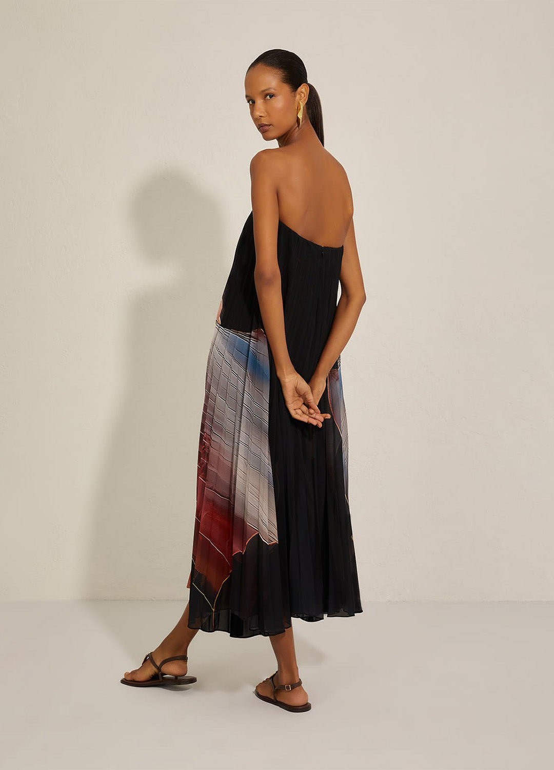 VESTIDO PLISSADO SEM ALÇAS