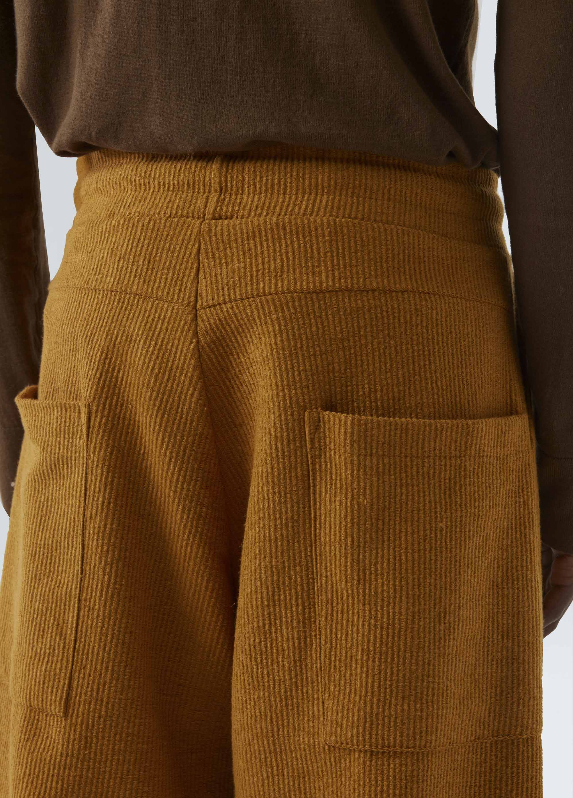 CALCA EMBOSSED STRIPES MOSTARDA