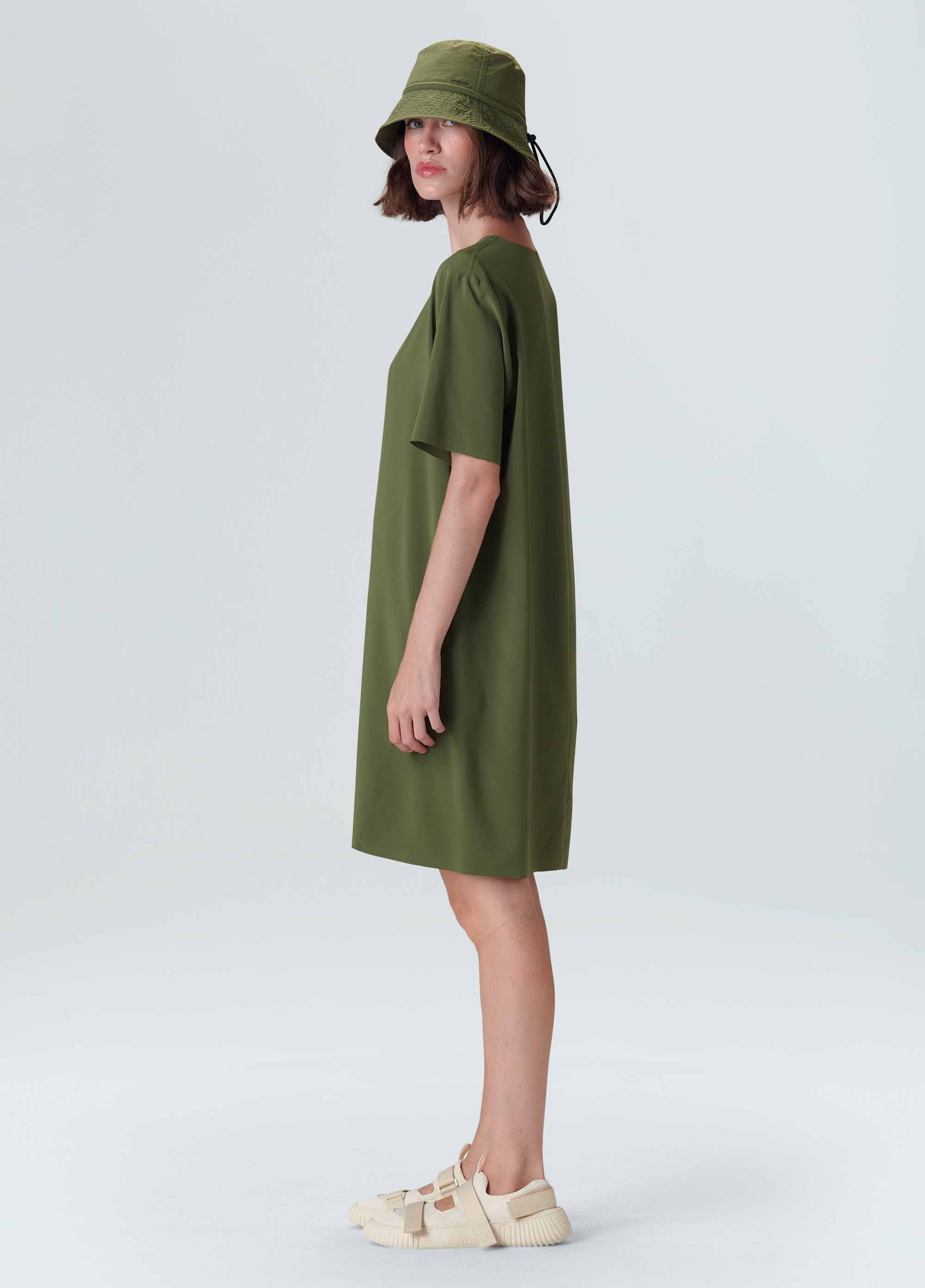 VESTIDO SUPERLIGHT T-SHIRT CURTO