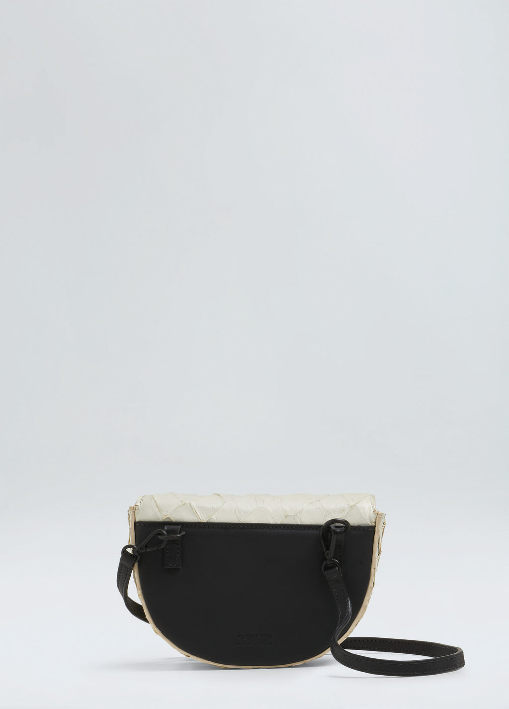 BOLSA POCHETE PIRARUCU MOON