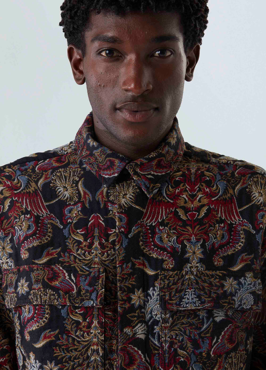 OVERSHIRT JACQUARD ORIGEM PRETO/VERMELHO