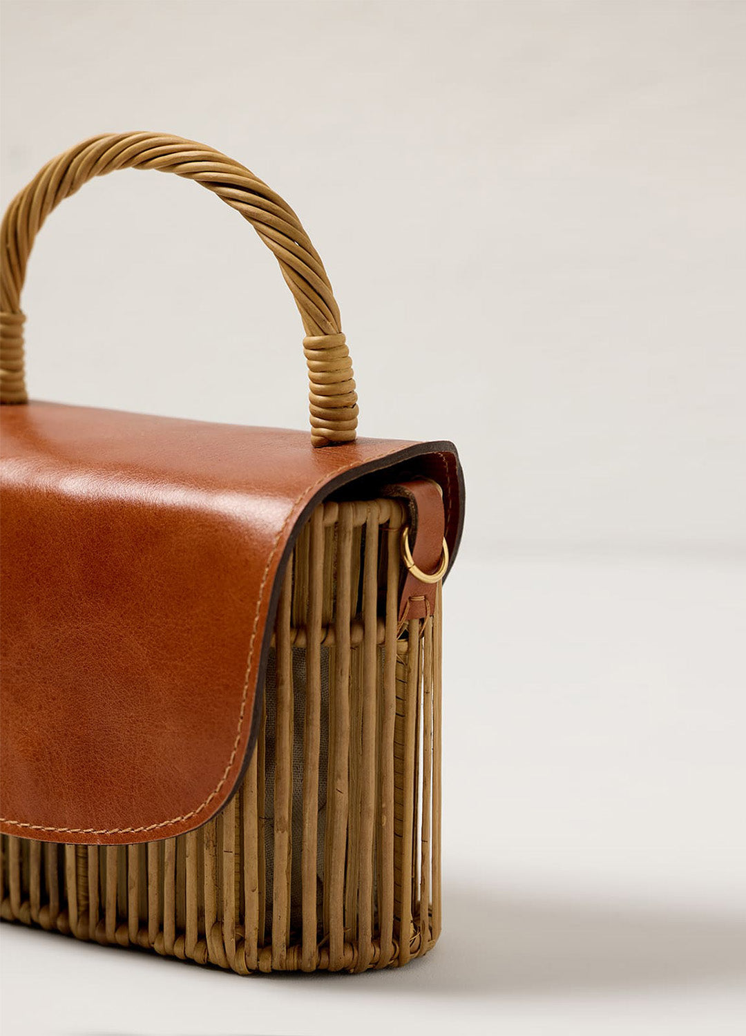 BOLSA ALÇA VIME TRANÇADO