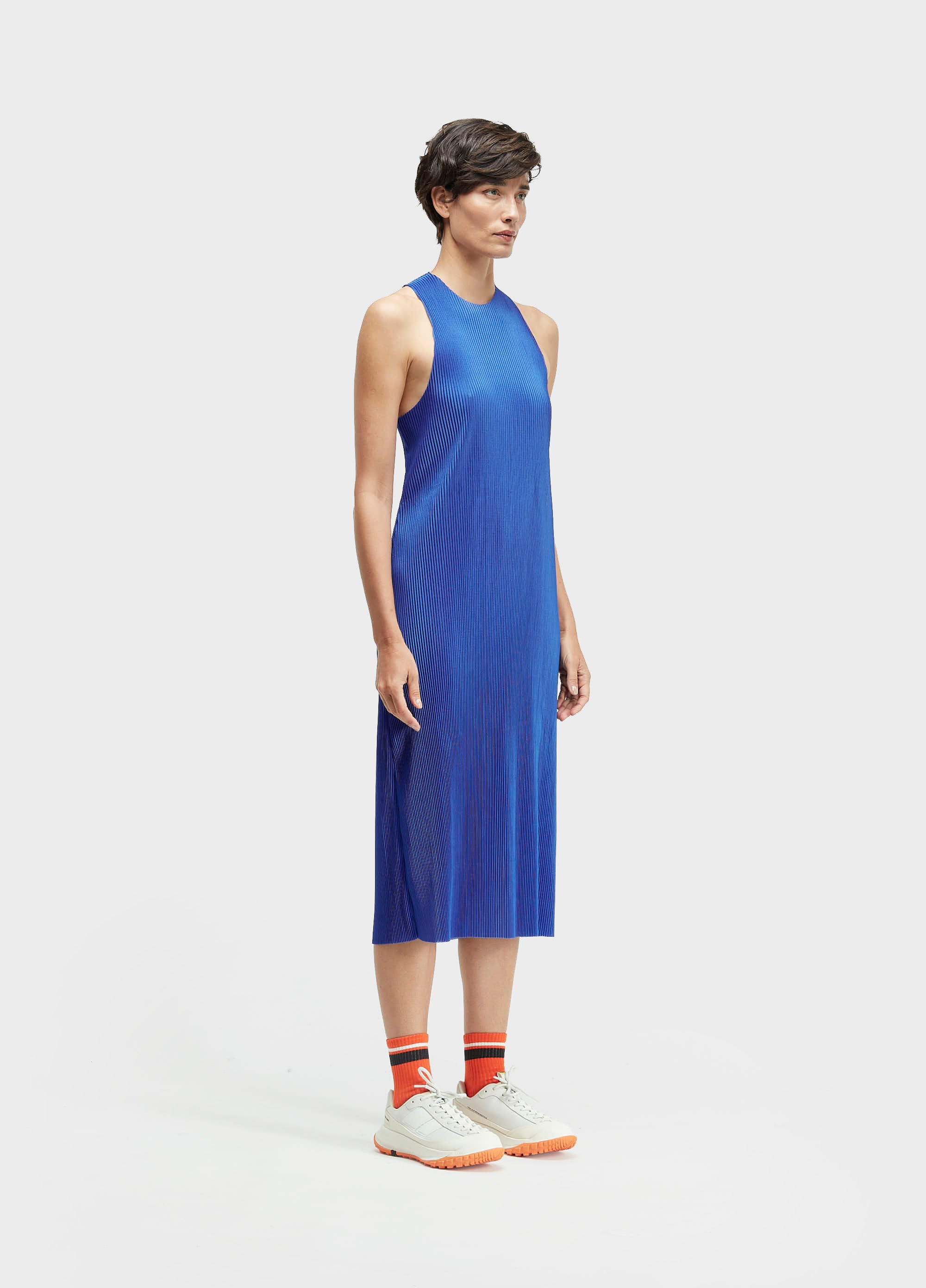 VESTIDO MIDI PLISSE TORCIDO AZUL SEA