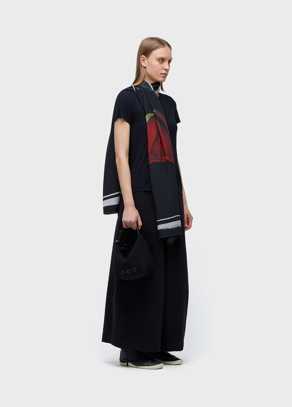CALCA FEM FRAYED PRETO