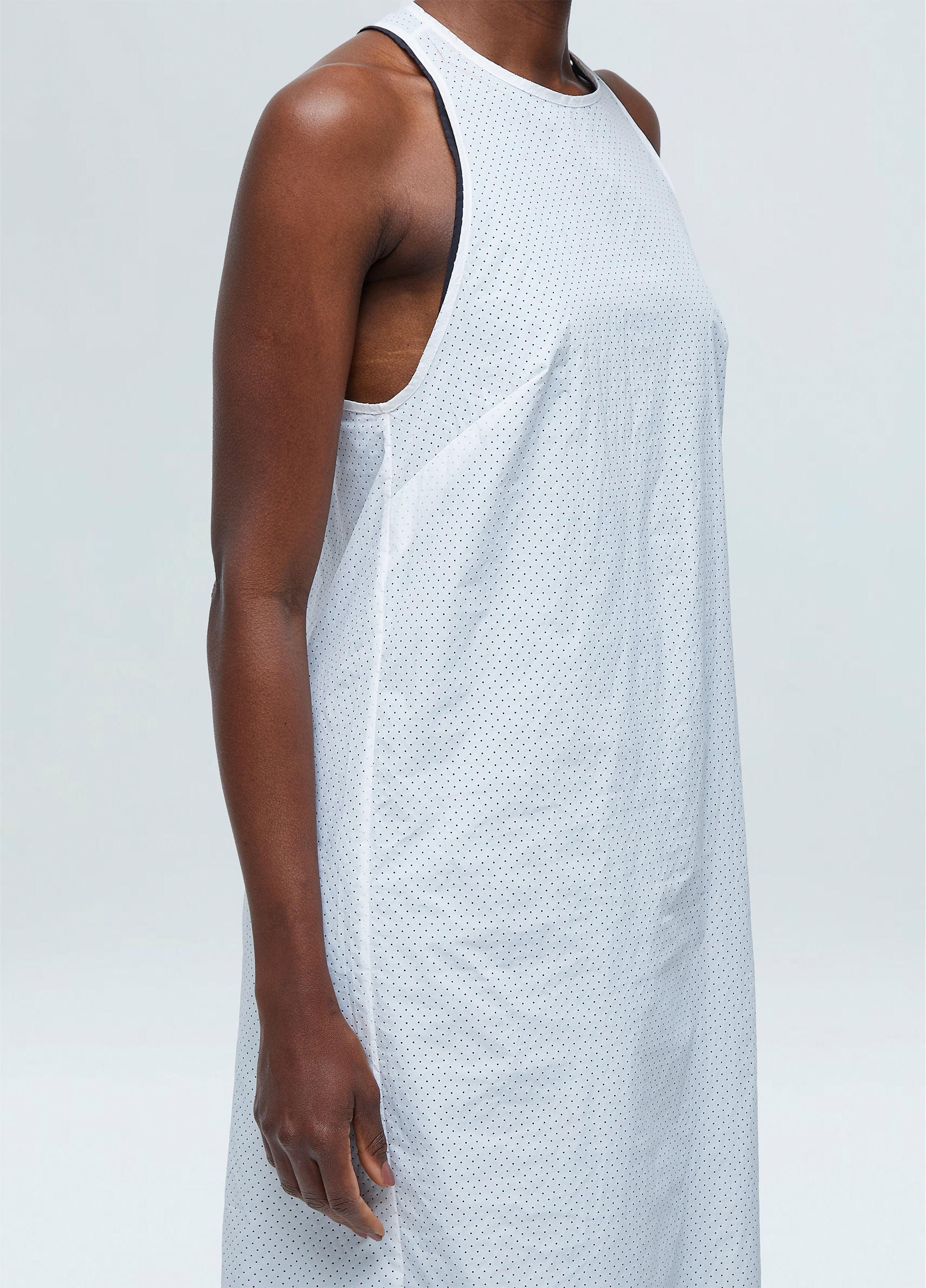 VESTIDO SUPERLIGHT MICROFUROS
