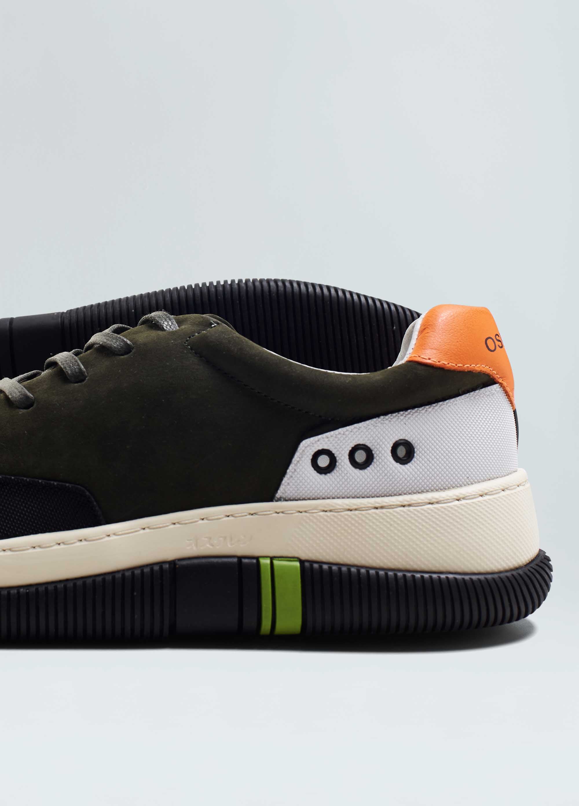 TÊNIS HYBRID LACES NOBUCK
