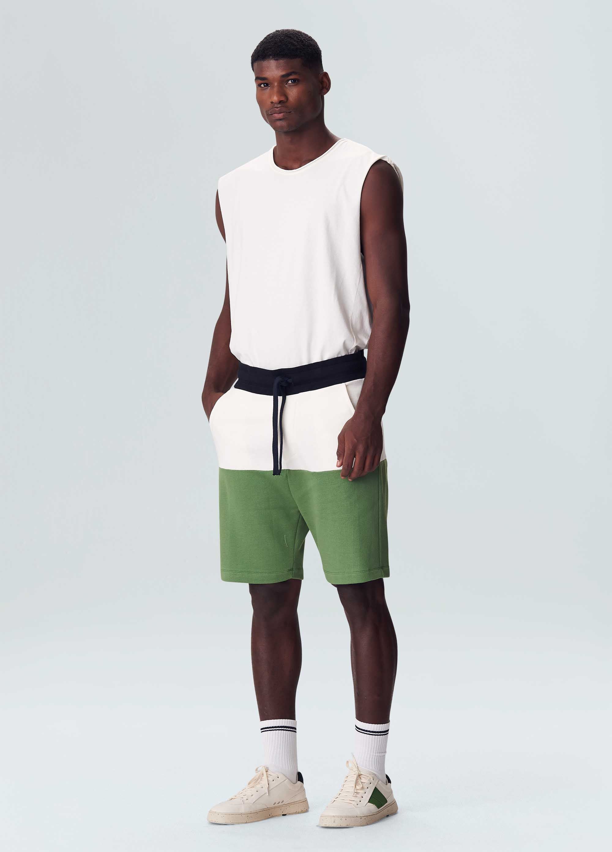 BERMUDA CASUAL MASC BICOLOR OFF-WHITE/VERDE CACTUS
