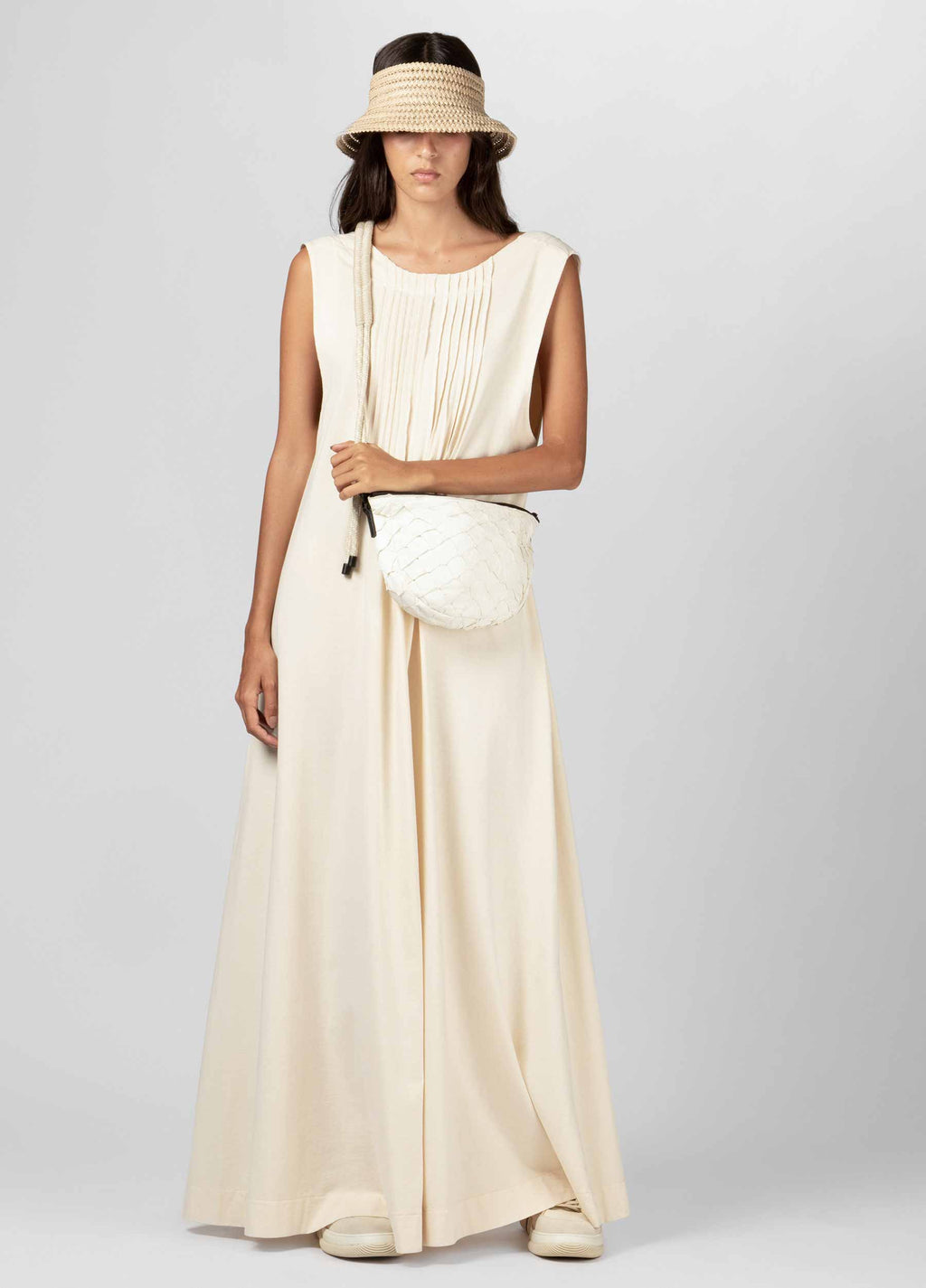 VESTIDO SLEEVELESS PREGAS AREIA