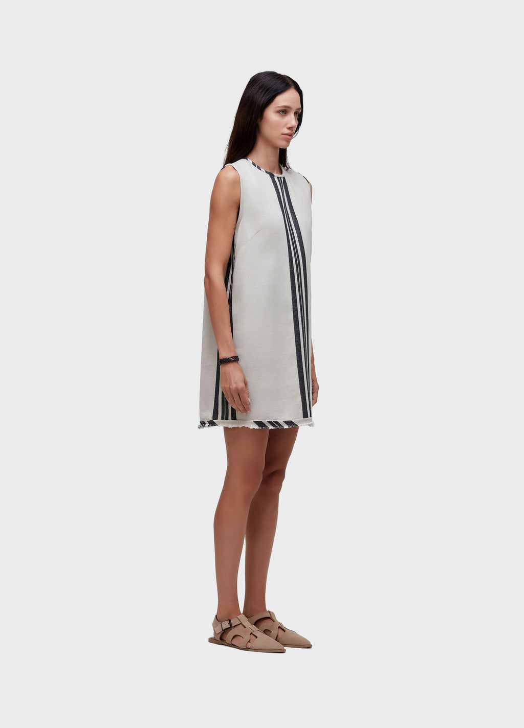VESTIDO CURTO PRANCHÃO