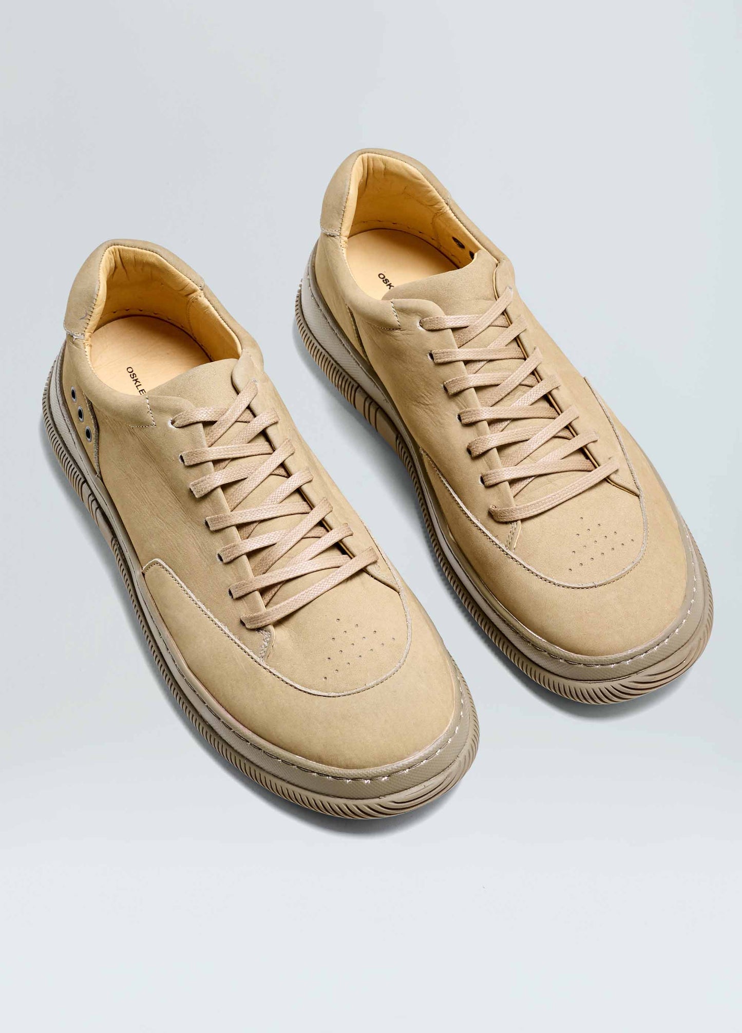 TÊNIS HYBRID LACES NOBUCK MONOCHROMATIC M
