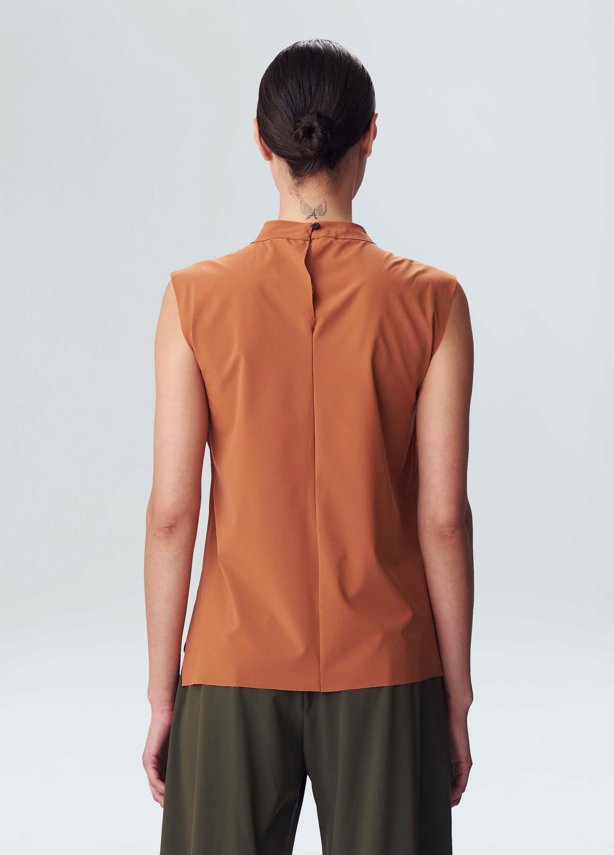 BLUSA SUPERLIGHT GOLA MARROM TERRA