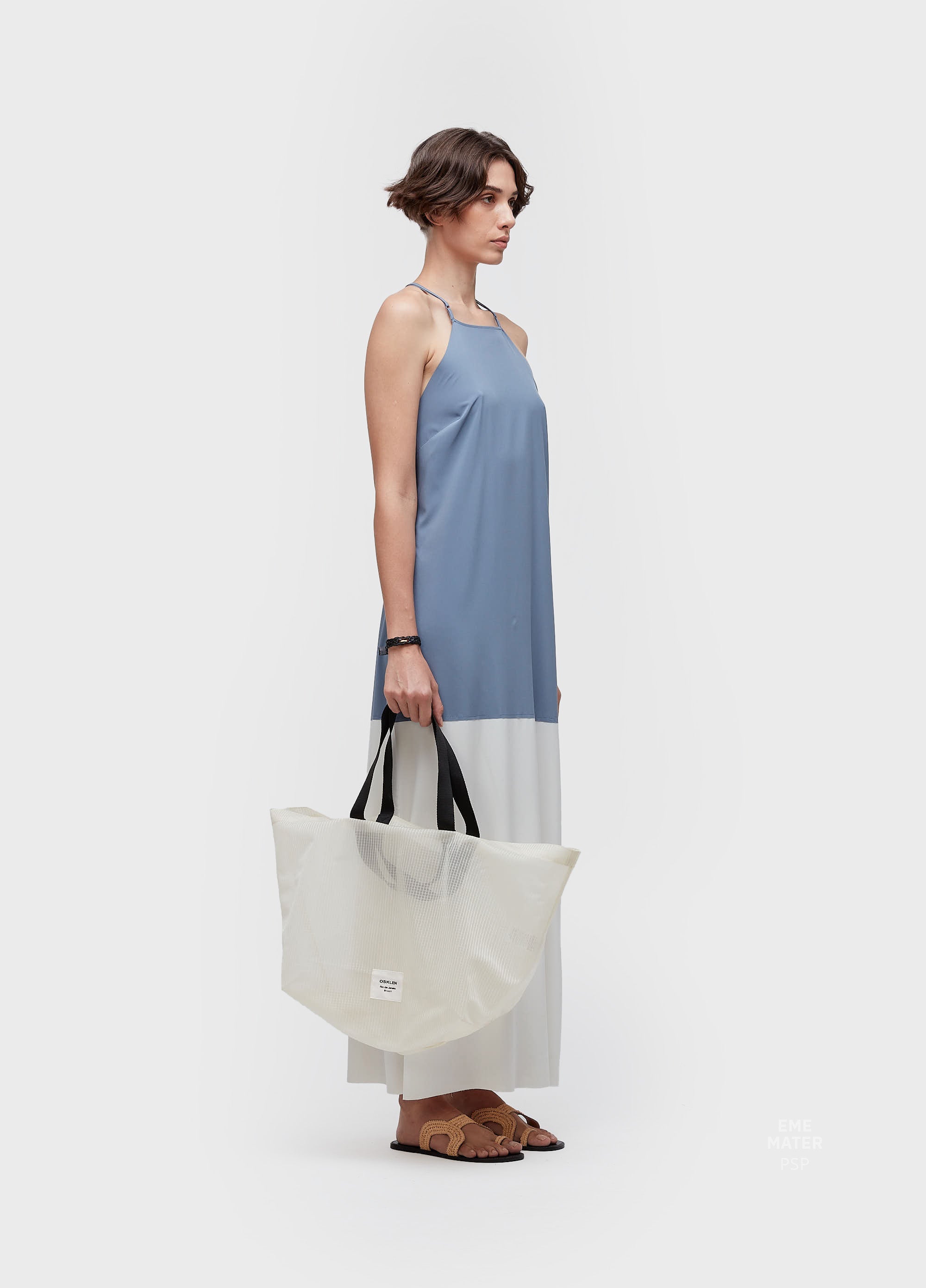 VESTIDO SUPERLIGHT ALCAS BICOLOR AZUL MAR/OFF-WHITE