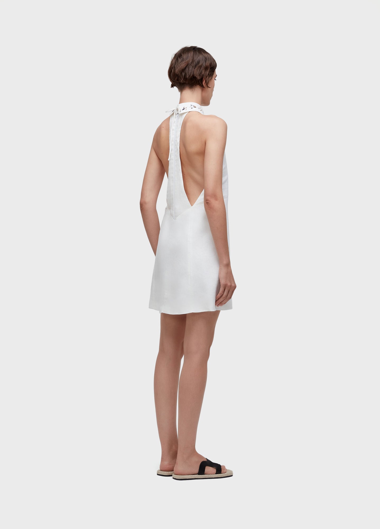 VESTIDO CURTO GOLA CRISTAIS OFF-WHITE
