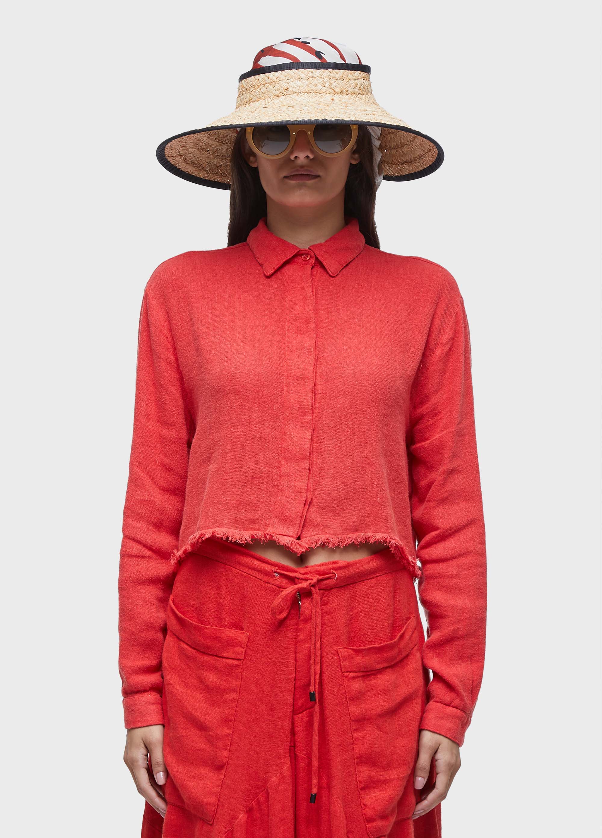 CAMISA CROPPED LINHO RECICLADO VERMELHO PITANGA