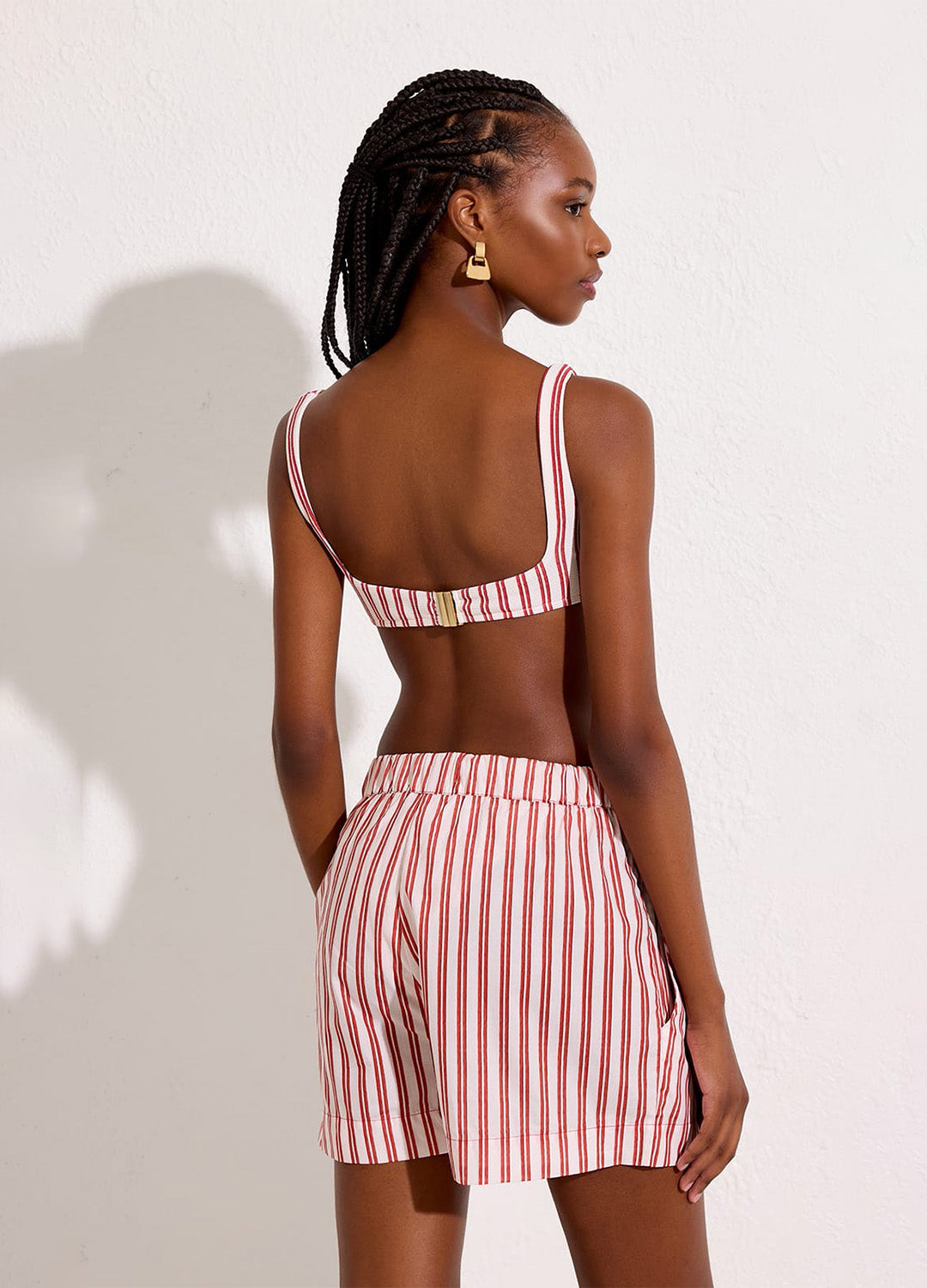 SHORT EASY