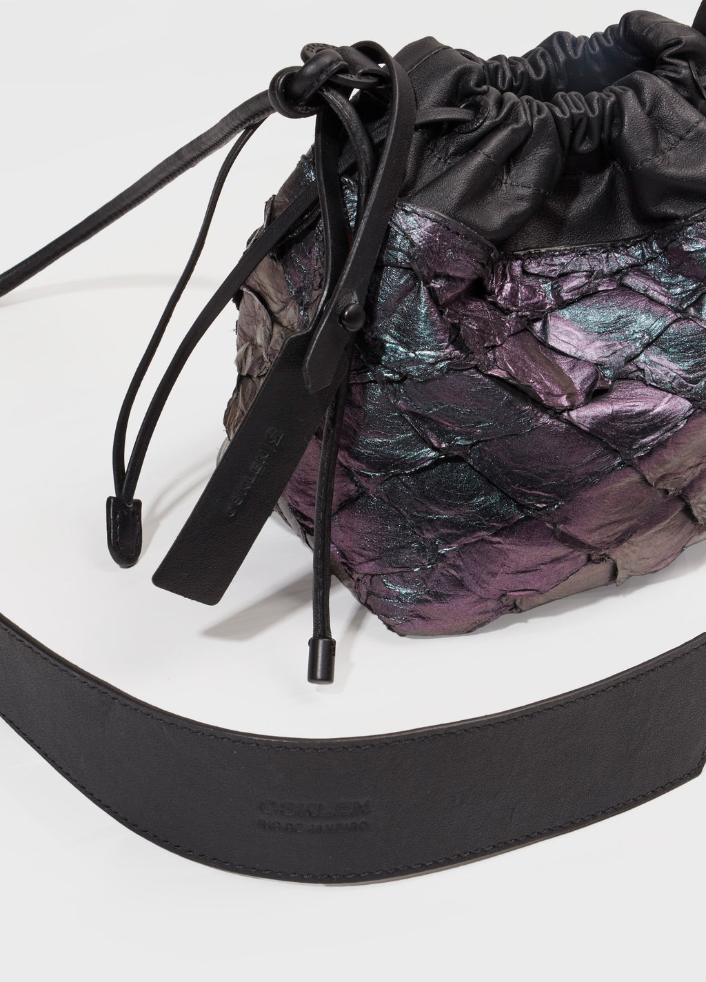 BOLSA PIRARUCU TAIRA