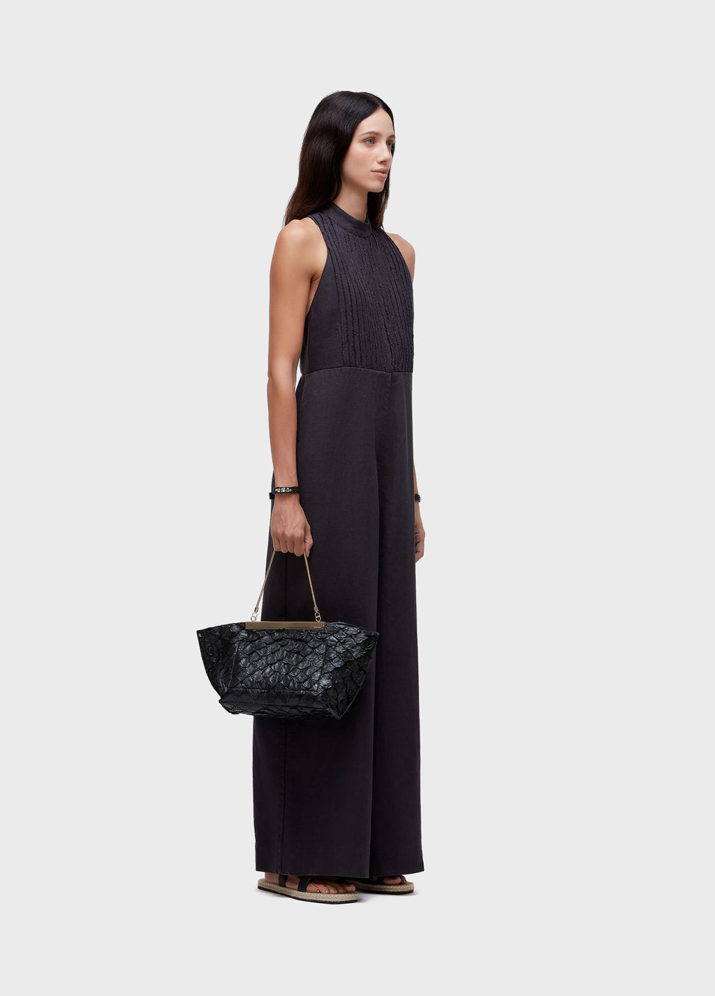 MACACÃO SLEEVELESS SMOKING VIÉS